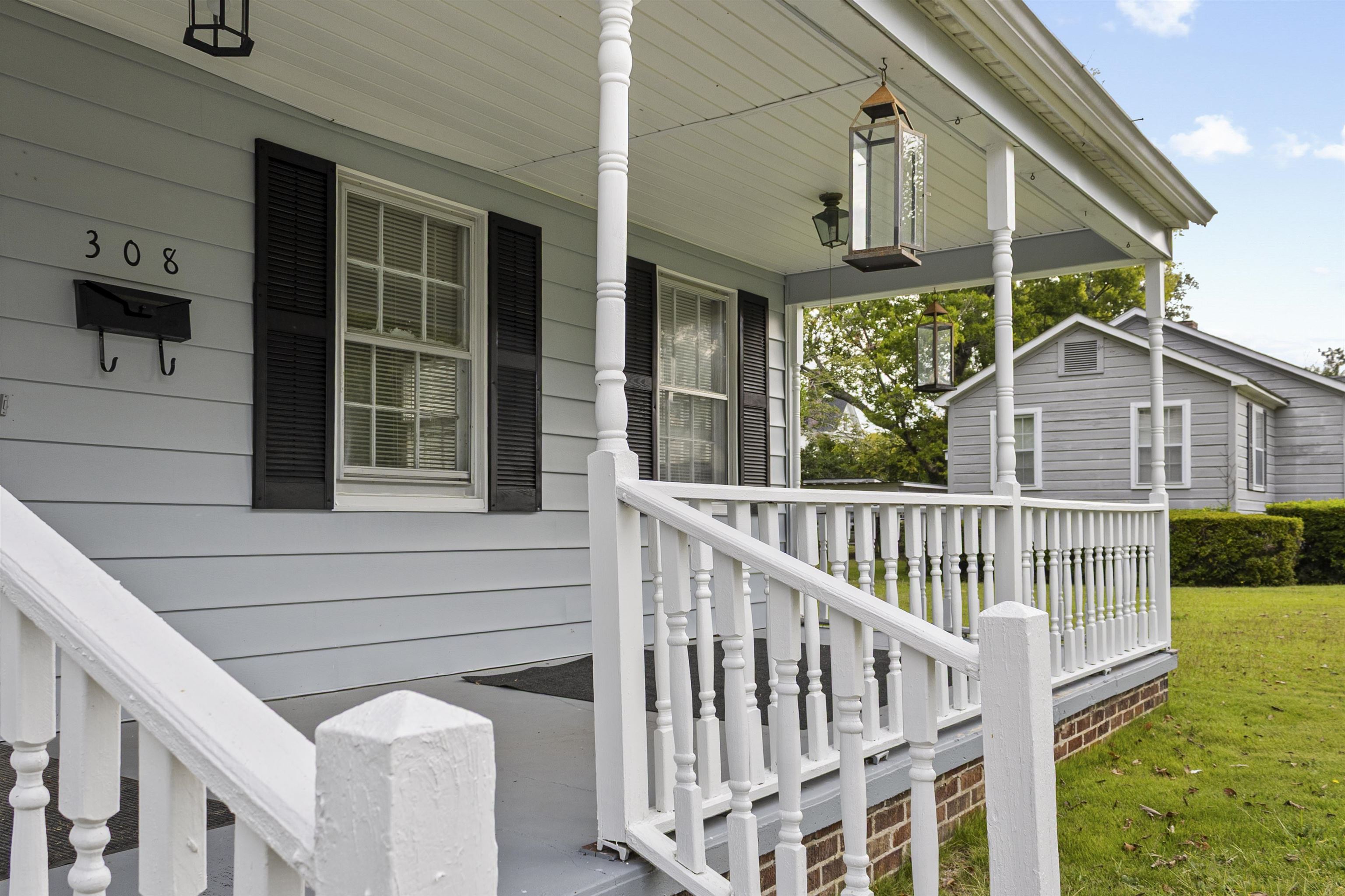 308 Layton Ct. Property Photo 21