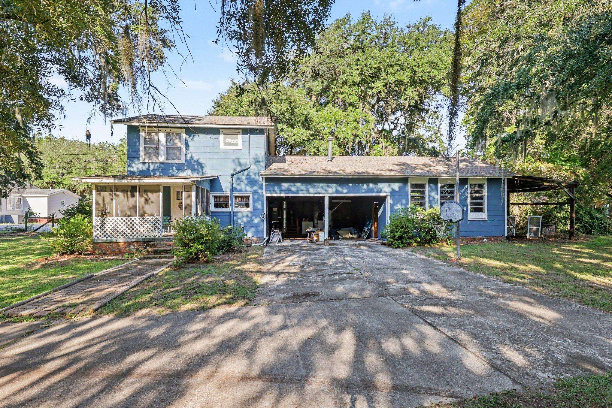 422 Loril St. Property Photo 1