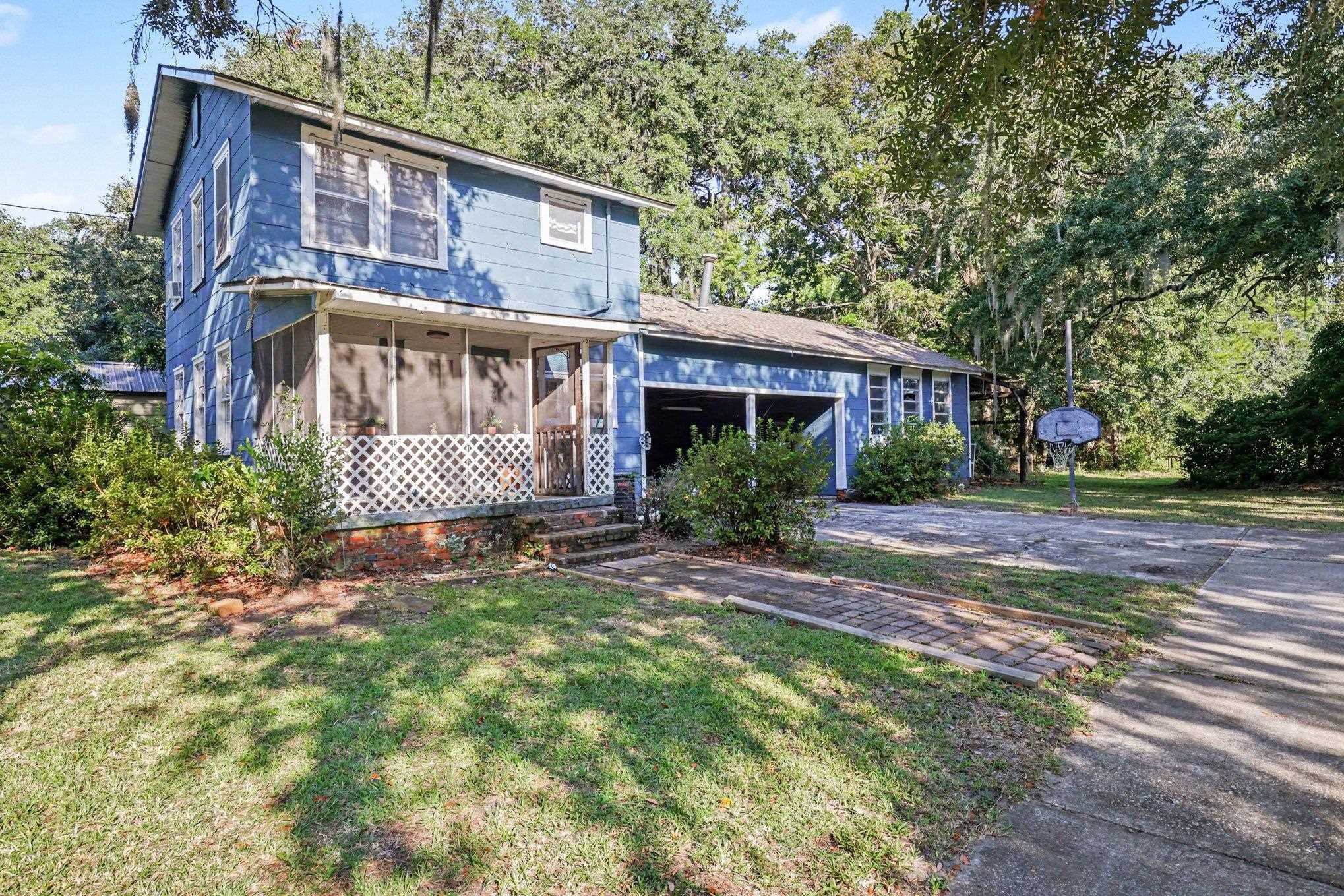 422 Loril St. Property Photo 4