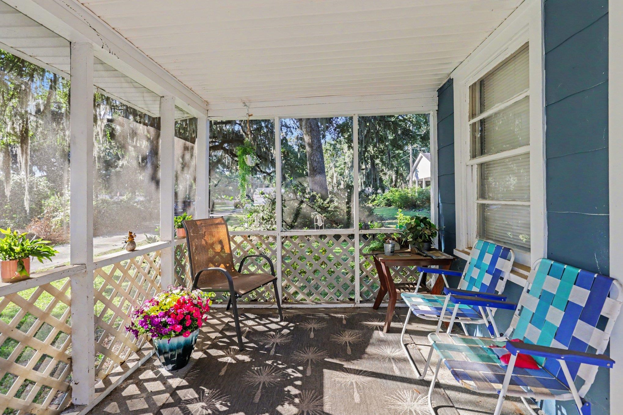 422 Loril St. Property Photo 7