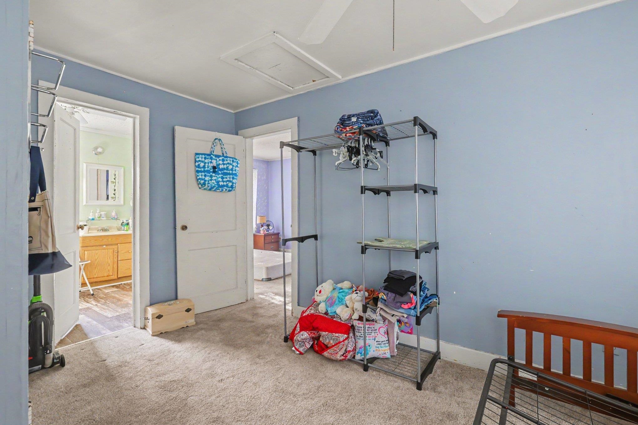 422 Loril St. Property Photo 16