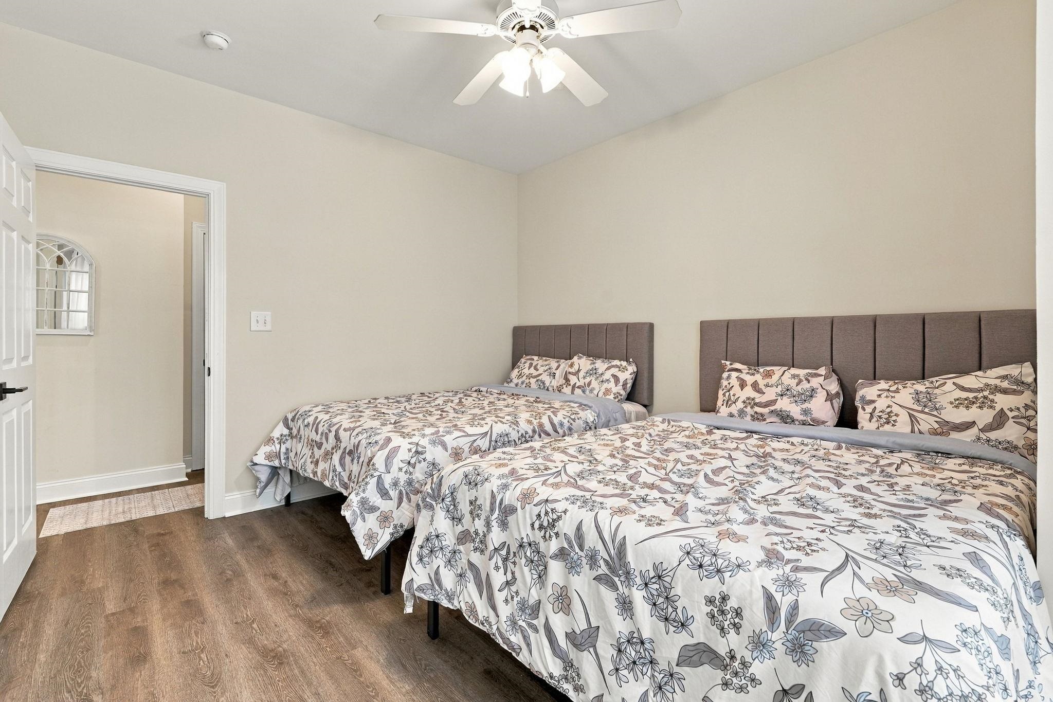 2033 Silvercrest Dr. Property Photo 22