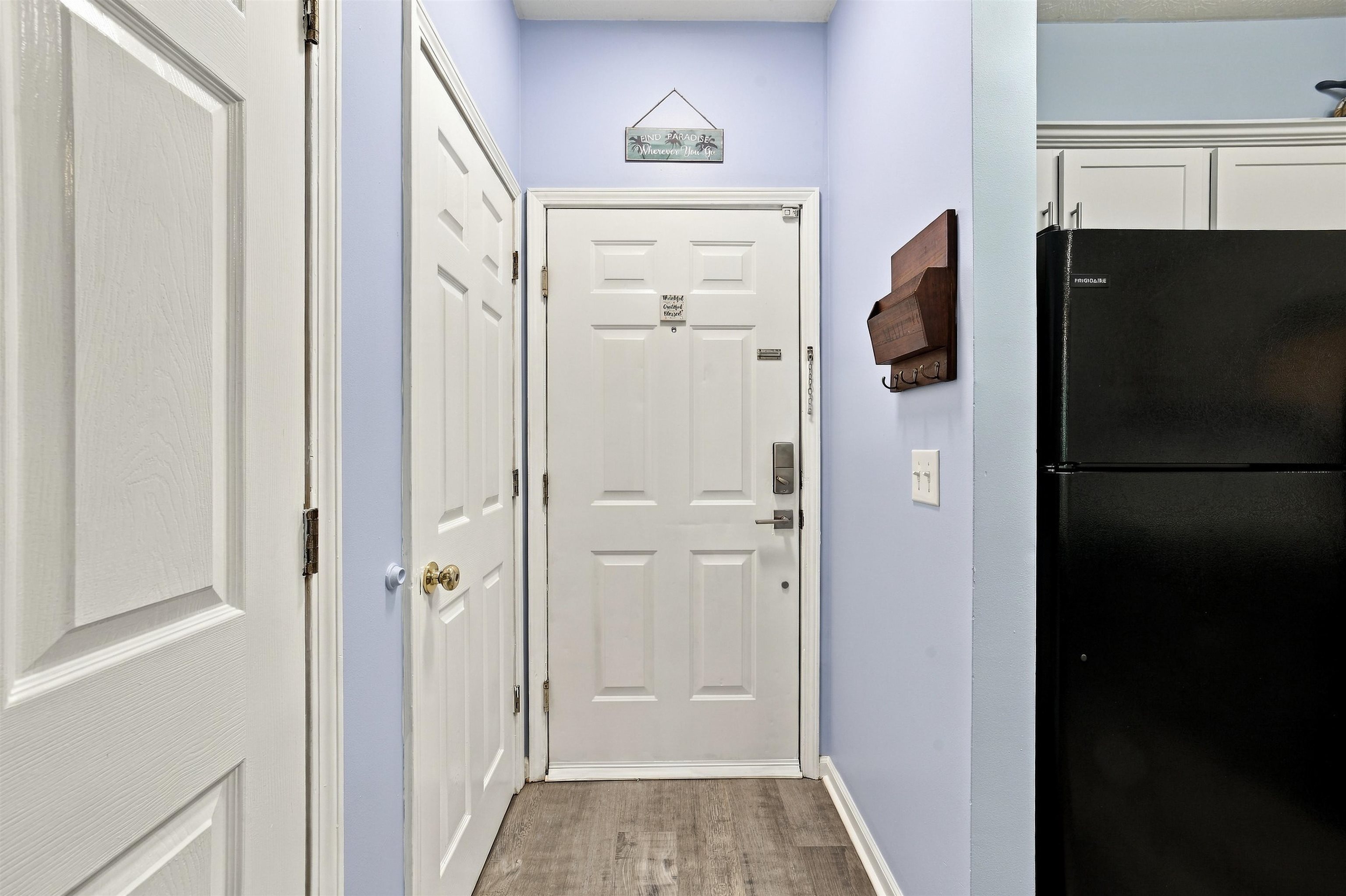 498 River Oaks Dr. Property Photo 7