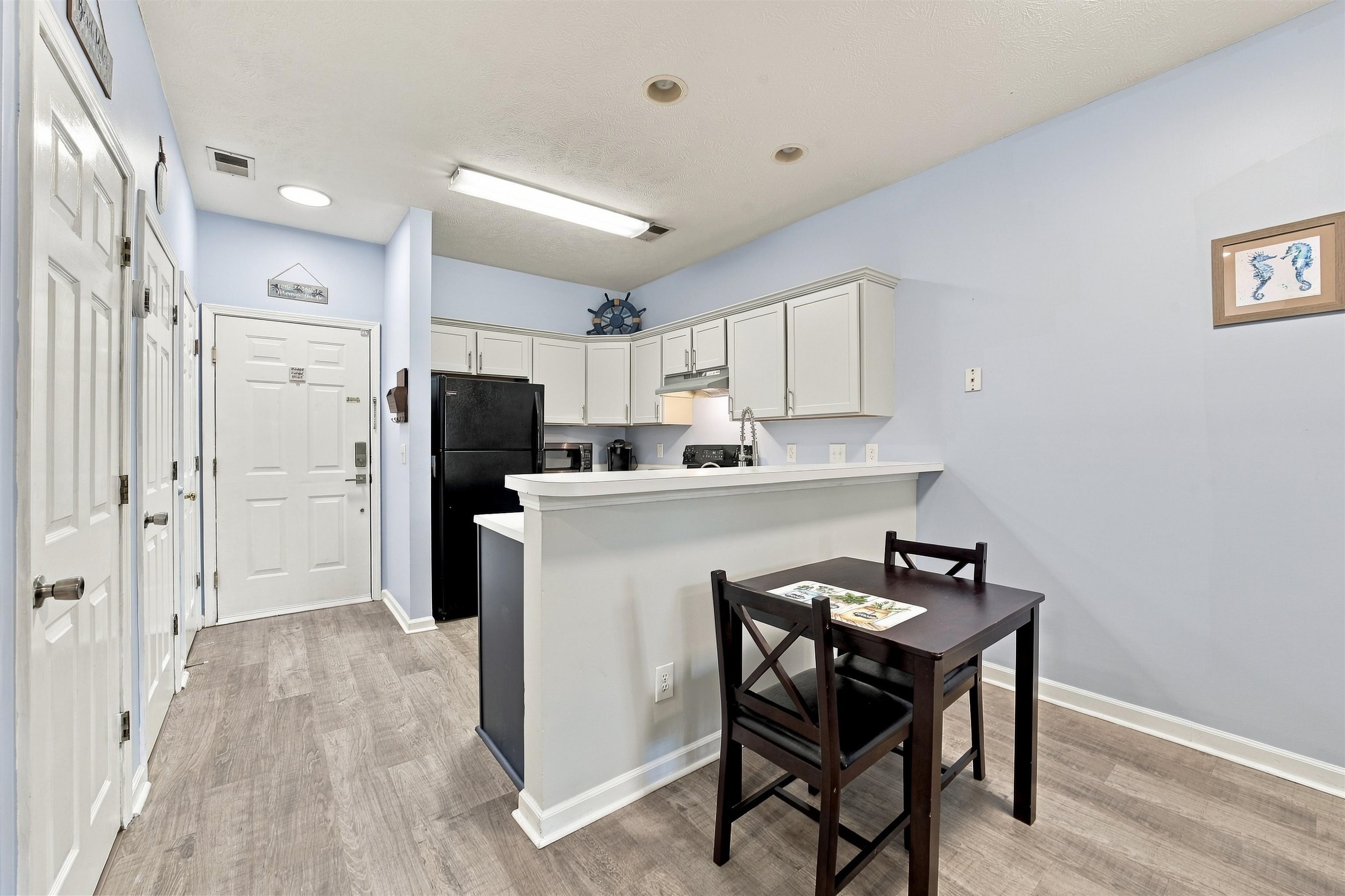 498 River Oaks Dr. Property Photo 11