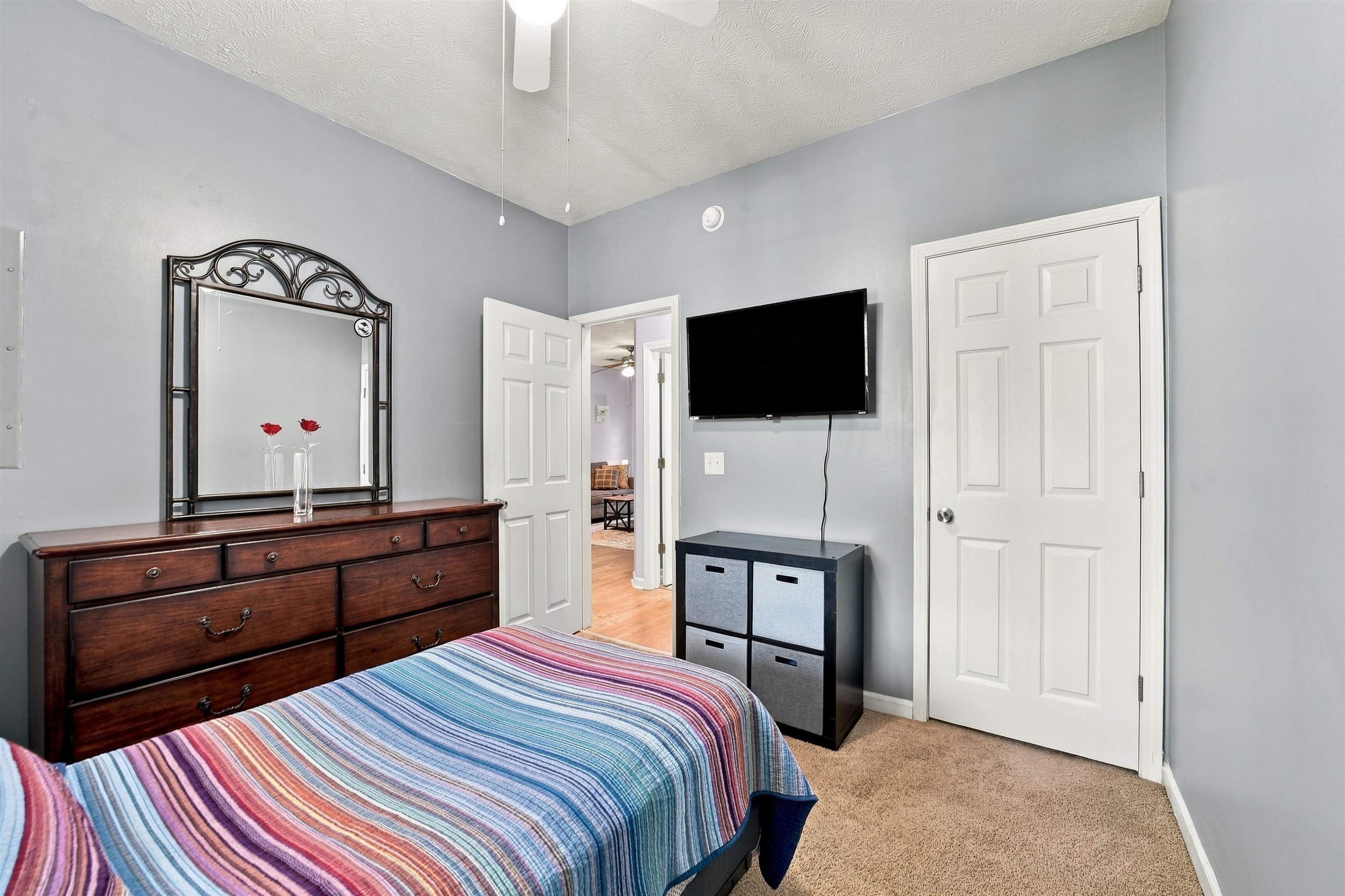498 River Oaks Dr. Property Photo 16