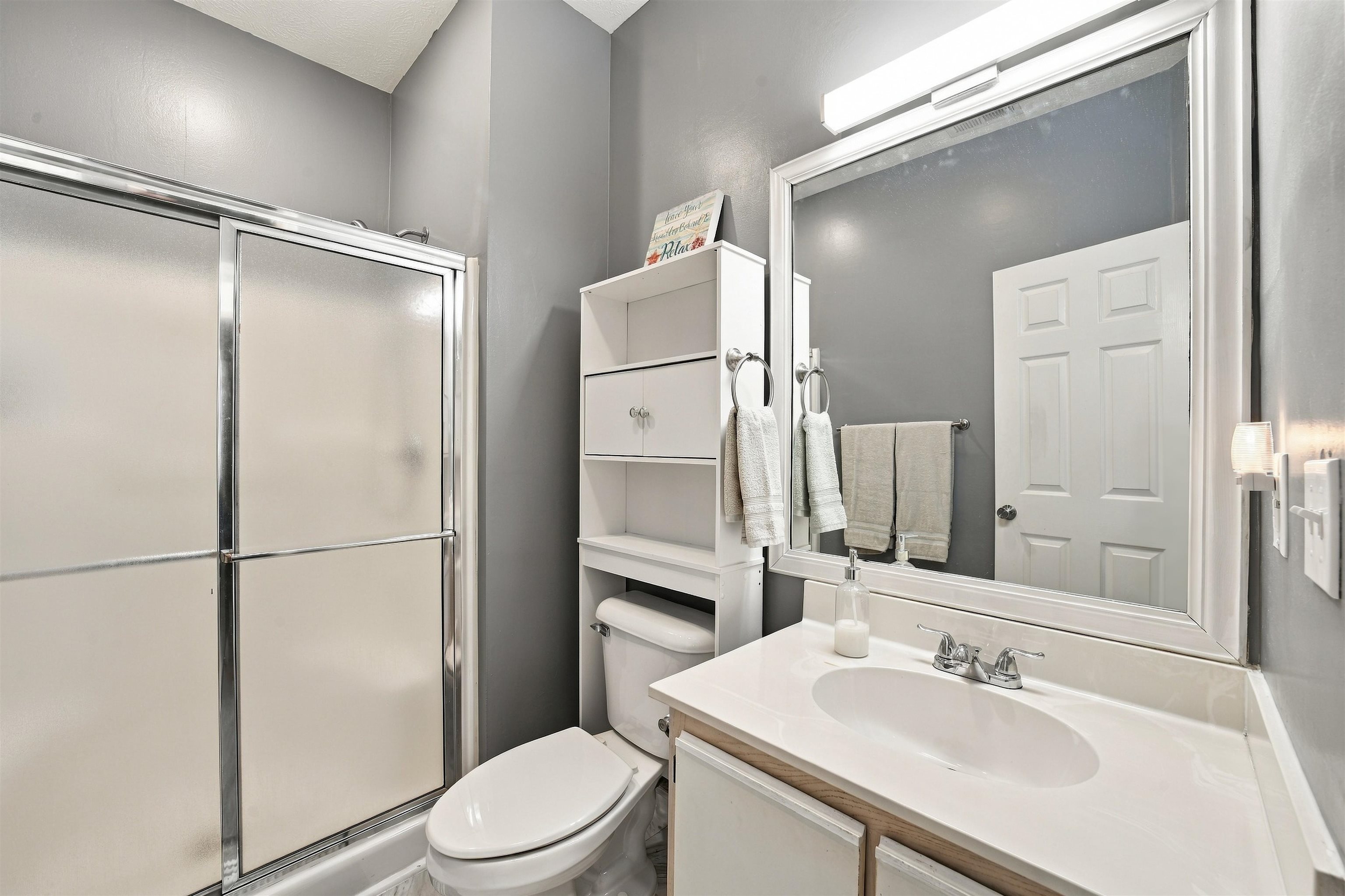498 River Oaks Dr. Property Photo 17