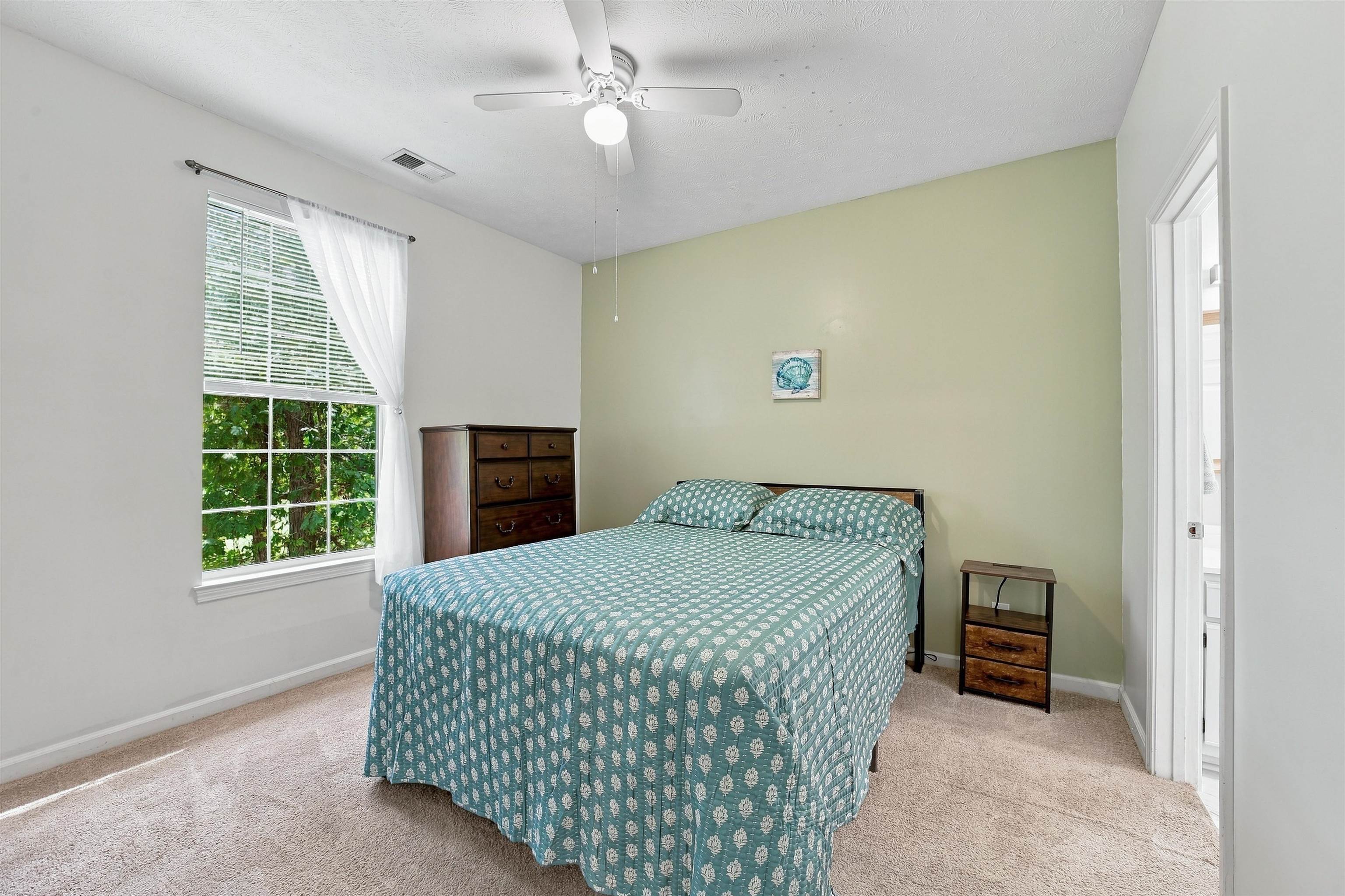 498 River Oaks Dr. Property Photo 18
