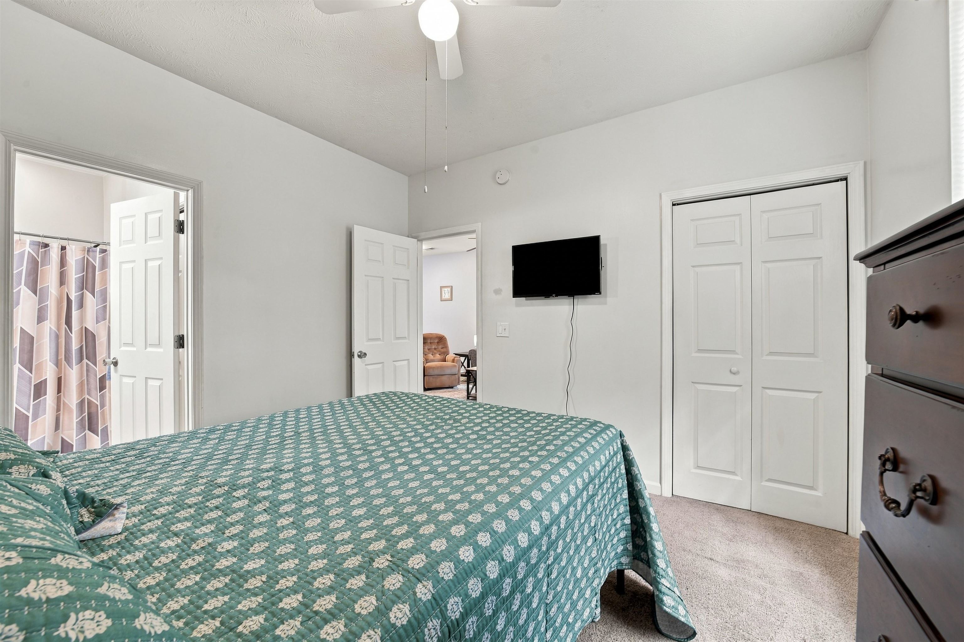 498 River Oaks Dr. Property Photo 19