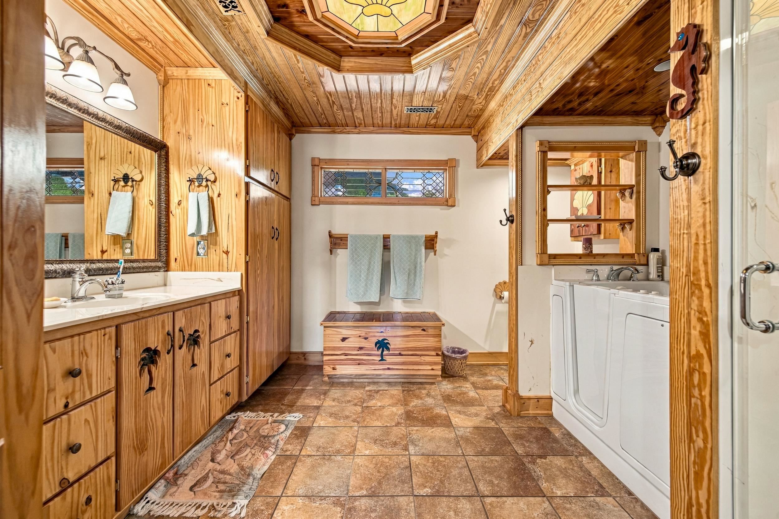 2413 Marsh Ct. Property Photo 23