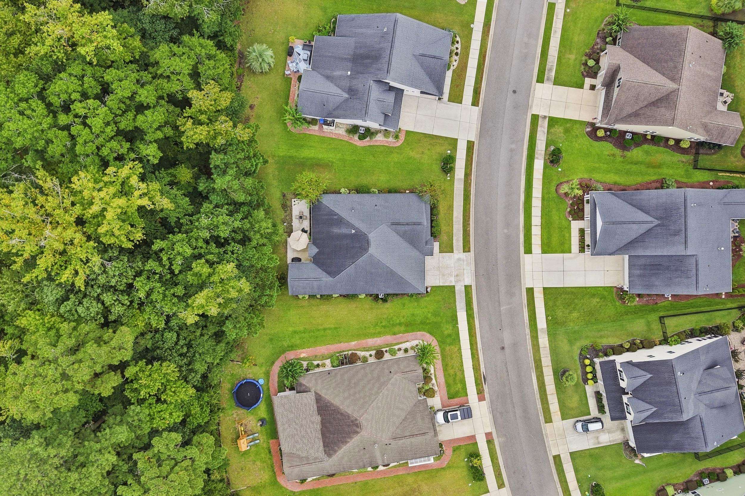 1672 Edgewood Dr. Property Photo 41