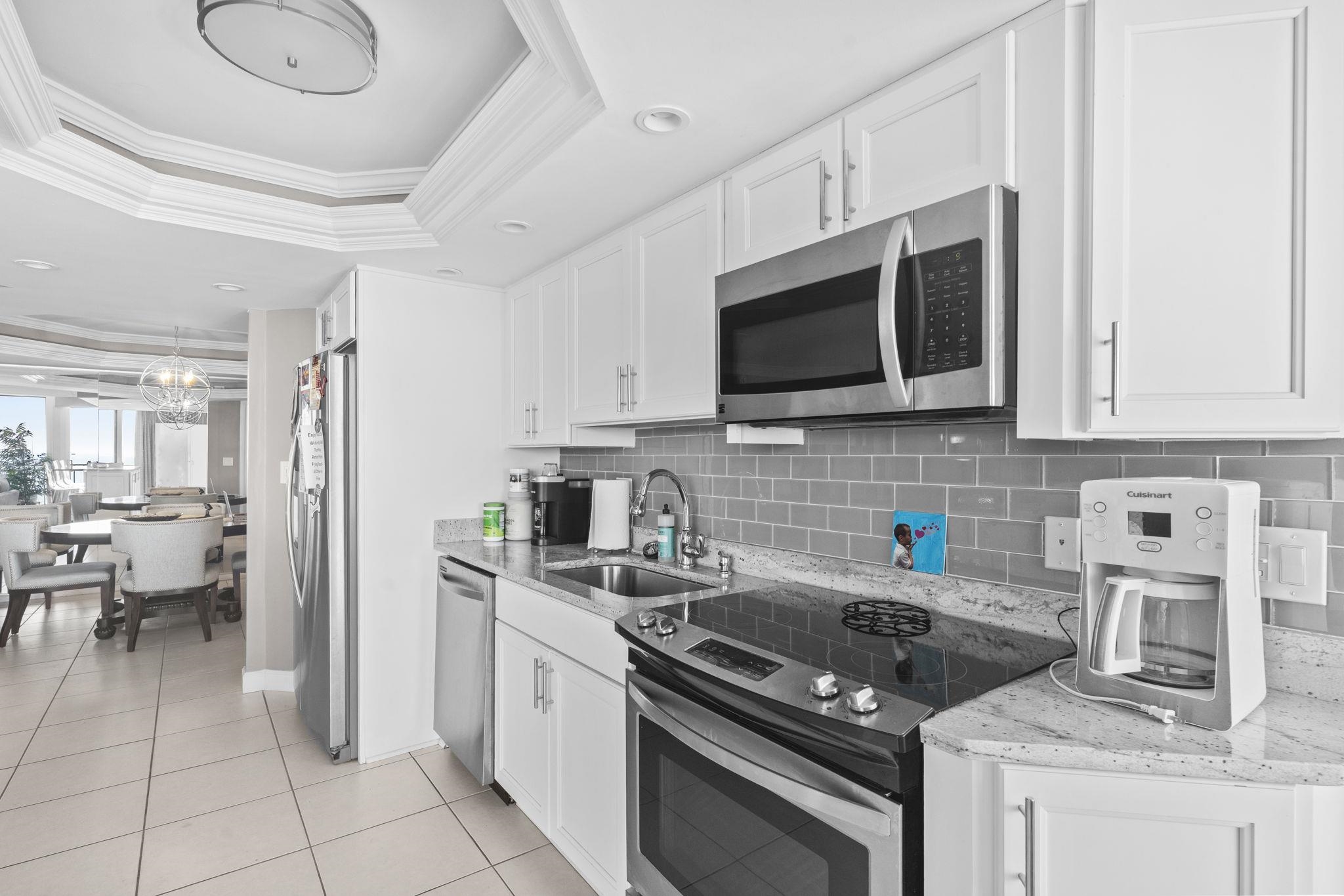 9650 Shore Dr. Property Photo 10