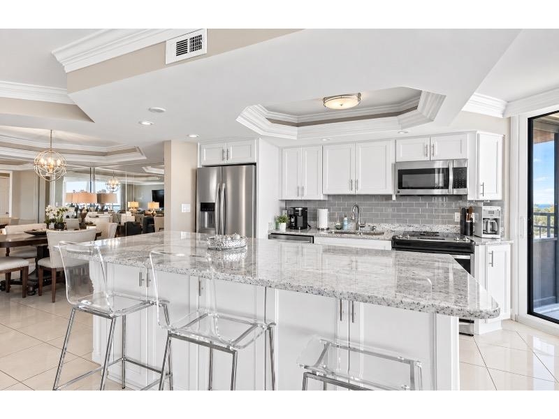 9650 Shore Dr. Property Photo 12