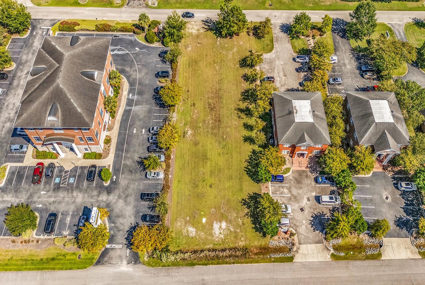 11917 Plaza Dr. Property Photo 1