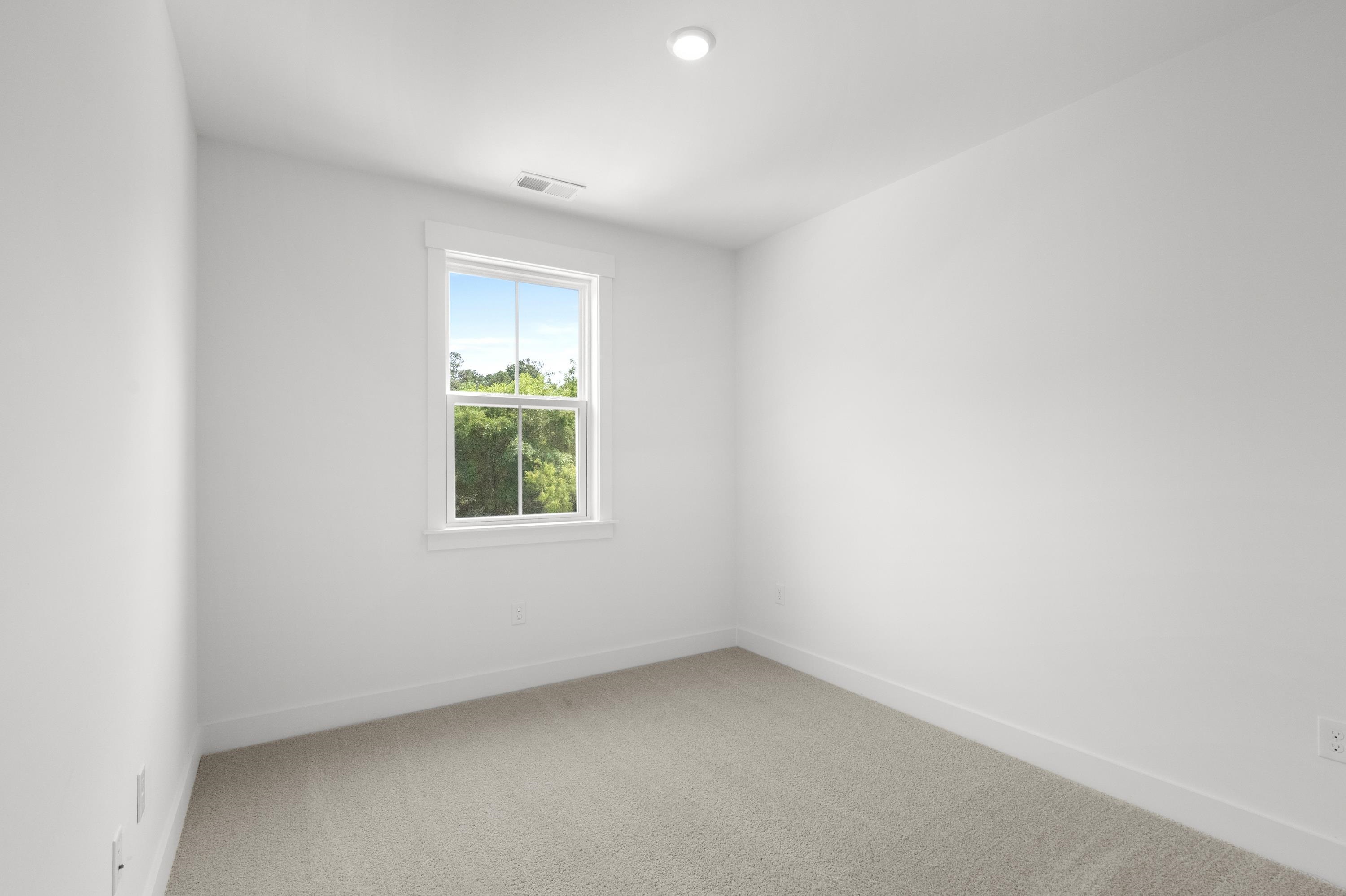 882 Foxtail Dr. Property Photo 34