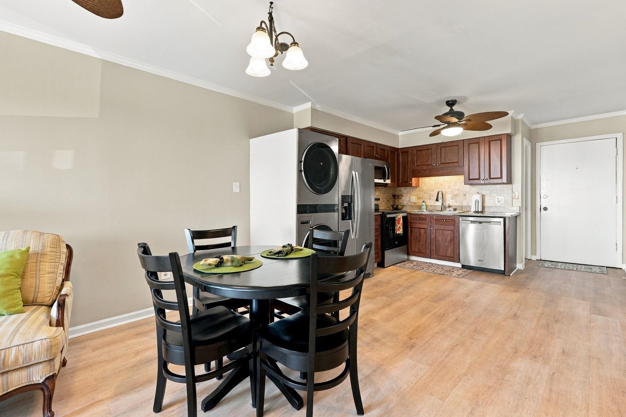 9660 Shore Dr. Property Photo 14