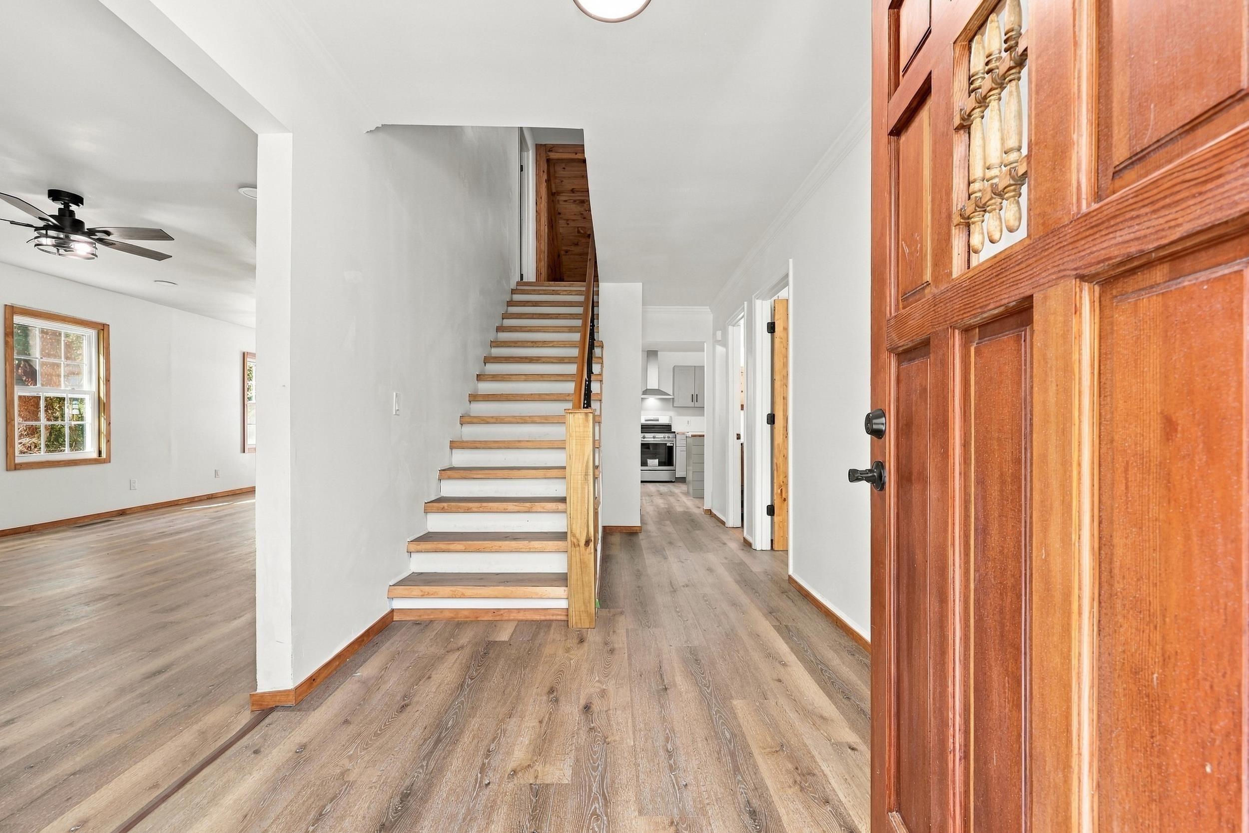 815 3rd Ave. Property Photo 12