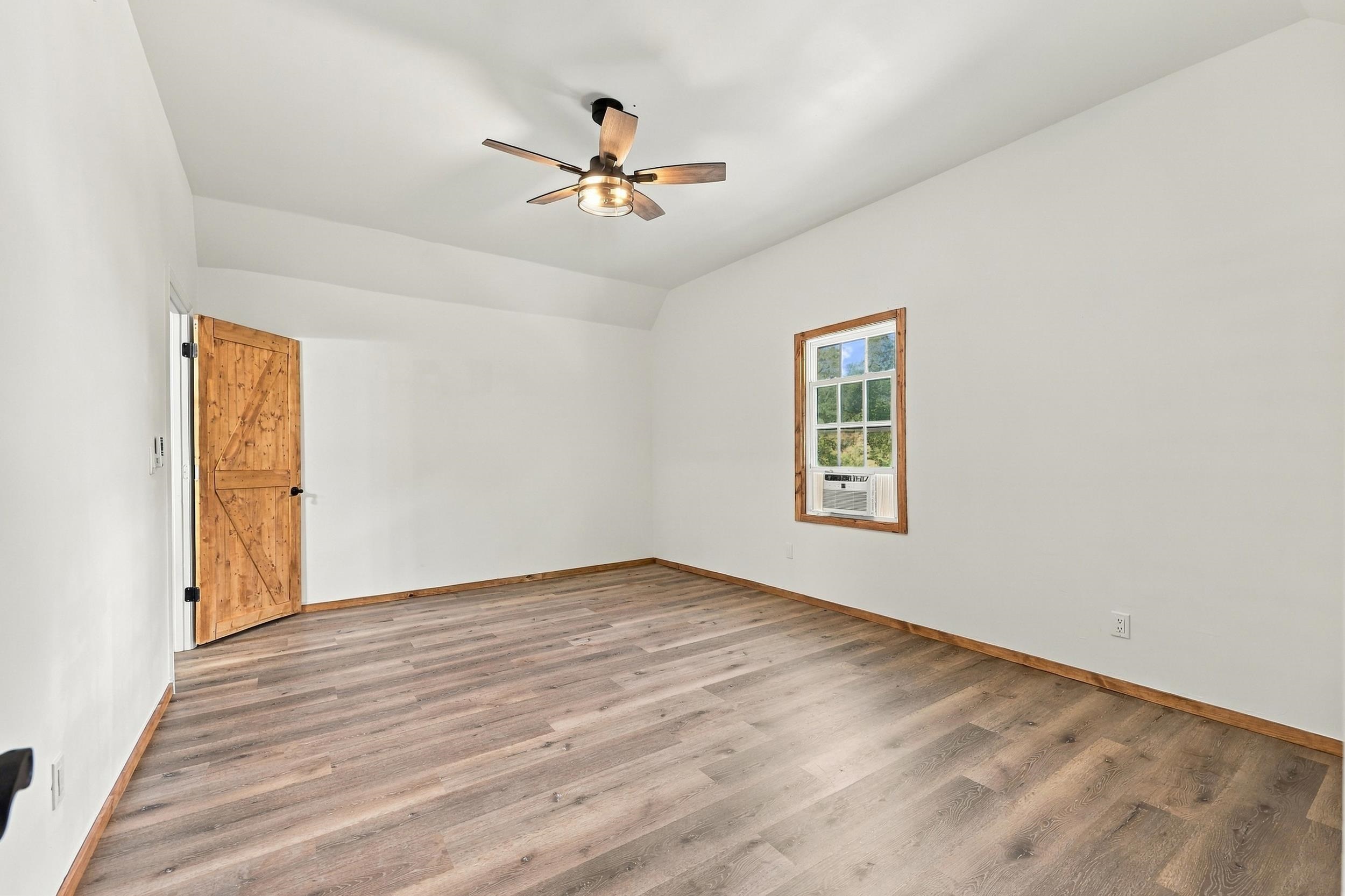 815 3rd Ave. Property Photo 47