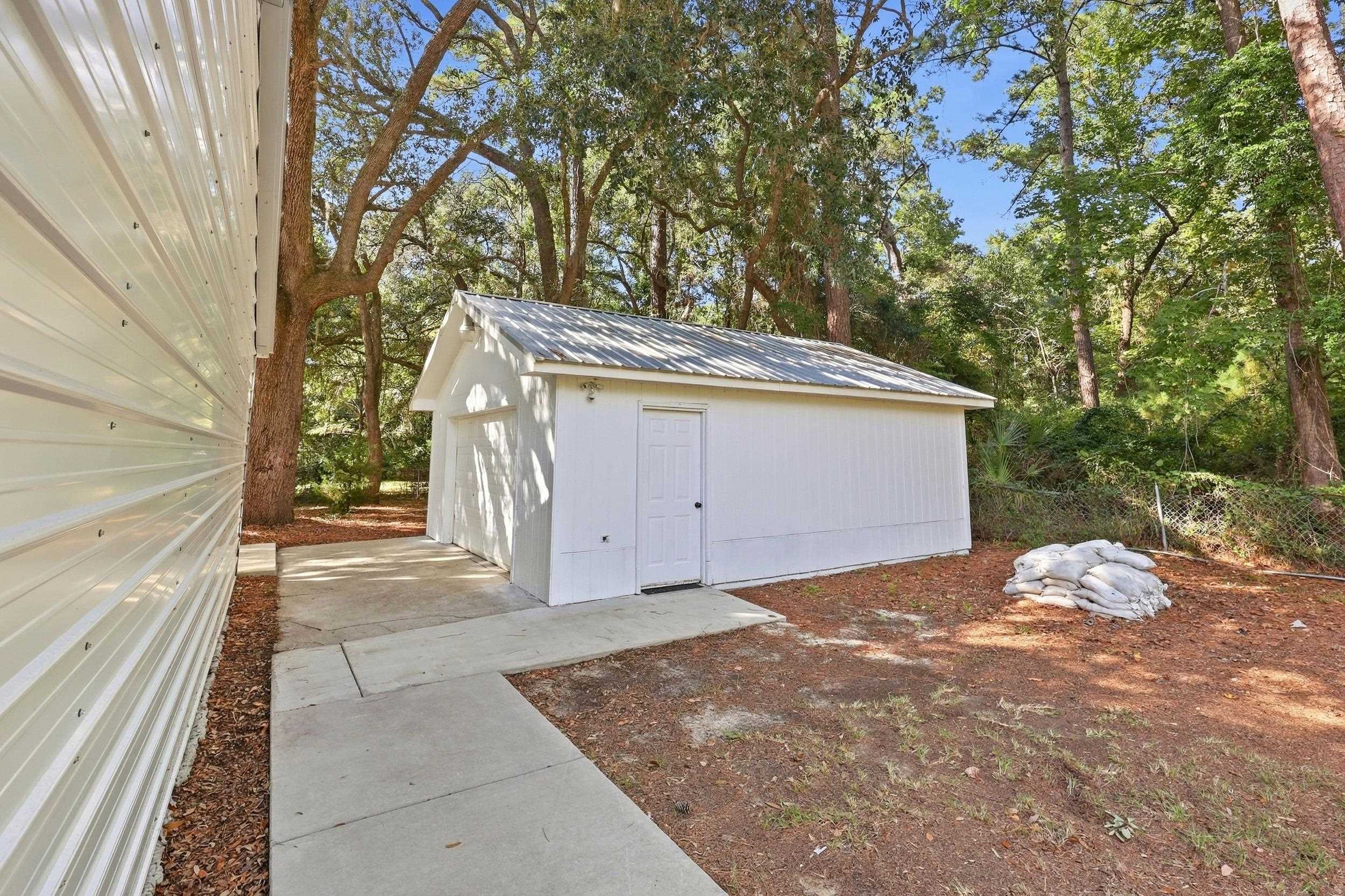 815 3rd Ave. Property Photo 53