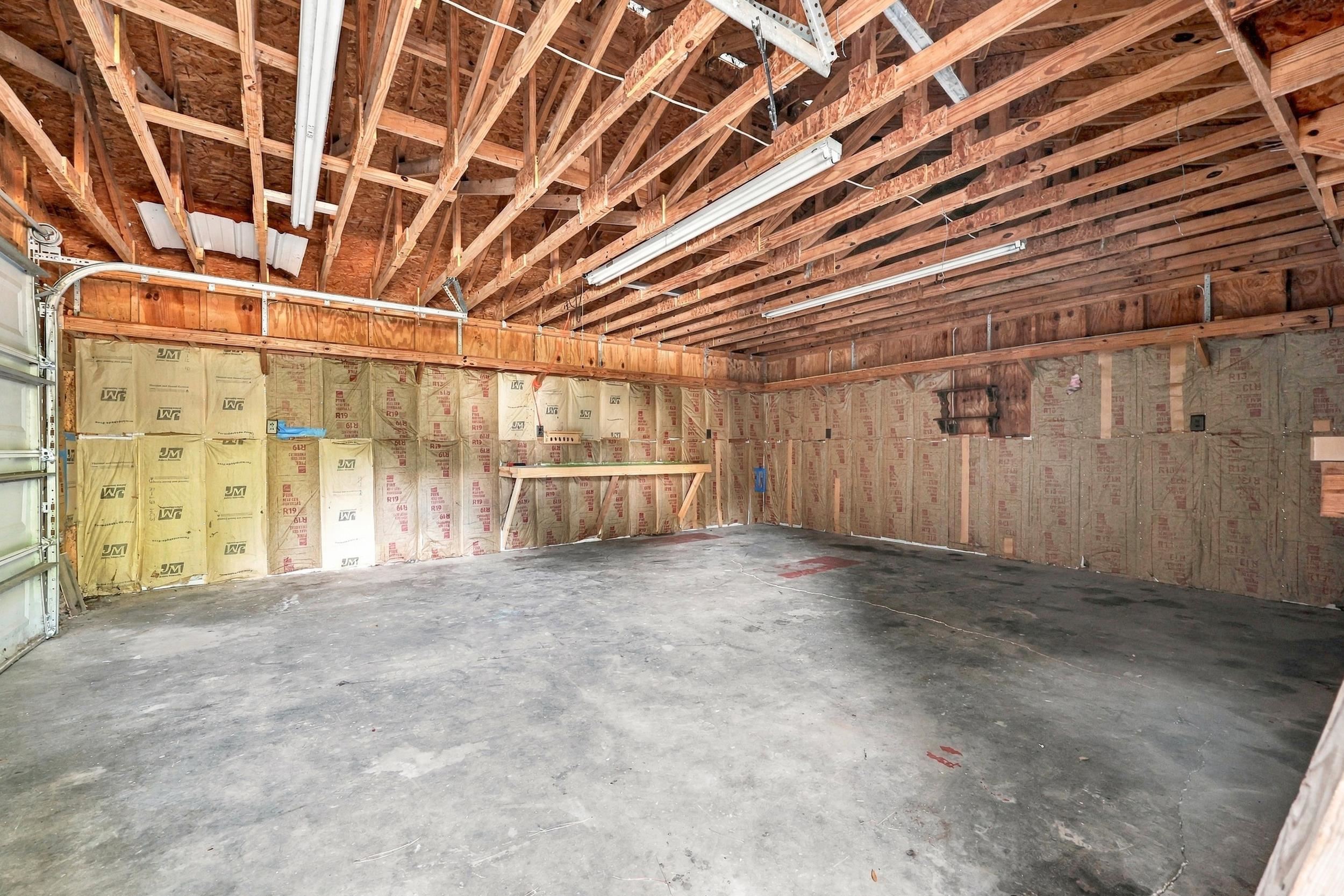 815 3rd Ave. Property Photo 54
