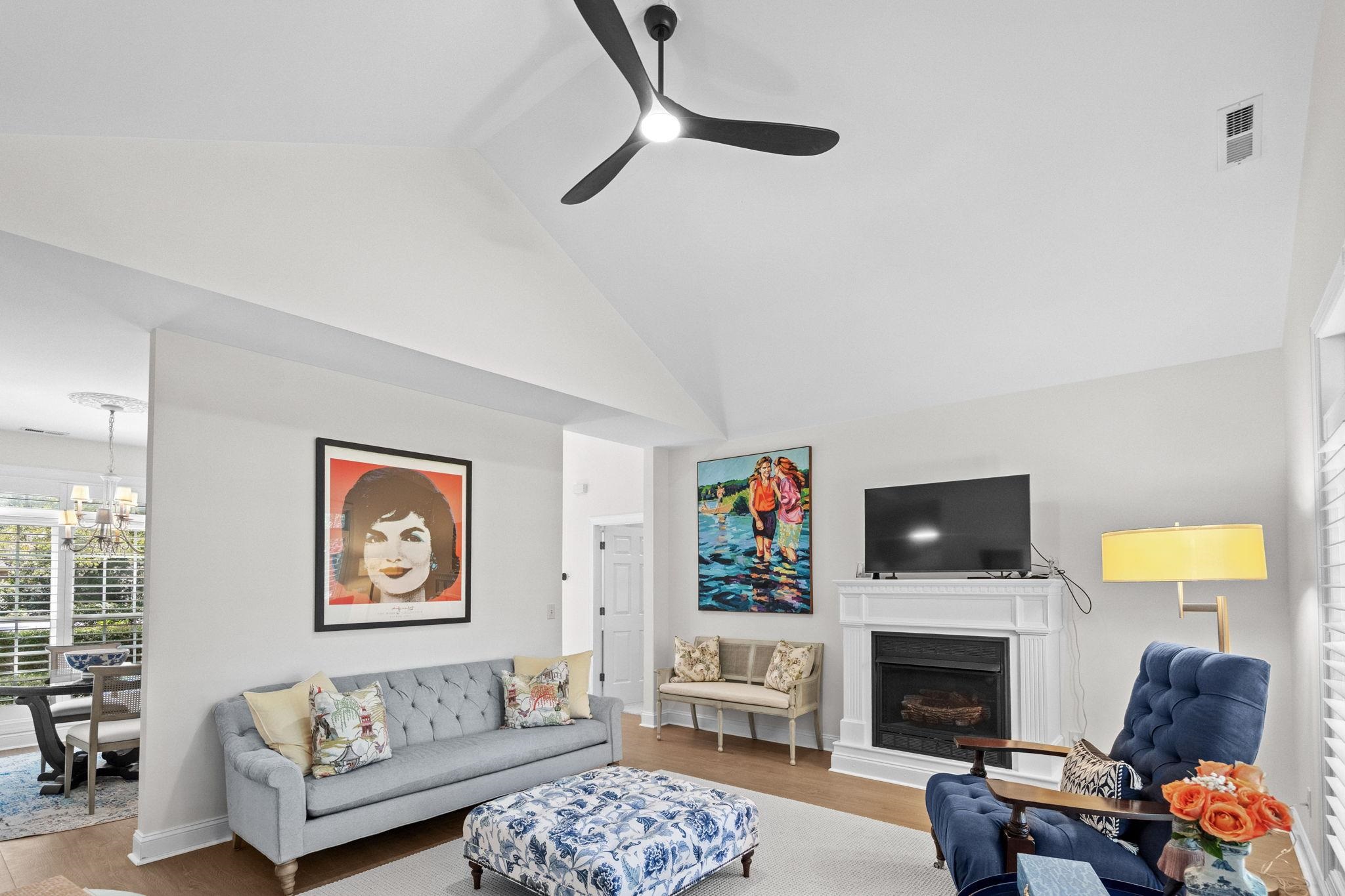 20 Wentworth Pl. Property Photo 5