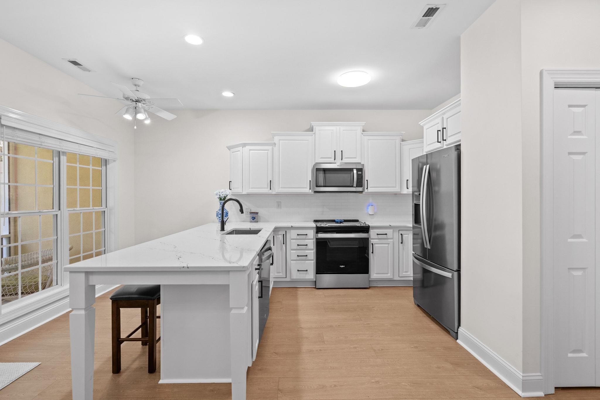 20 Wentworth Pl. Property Photo 10