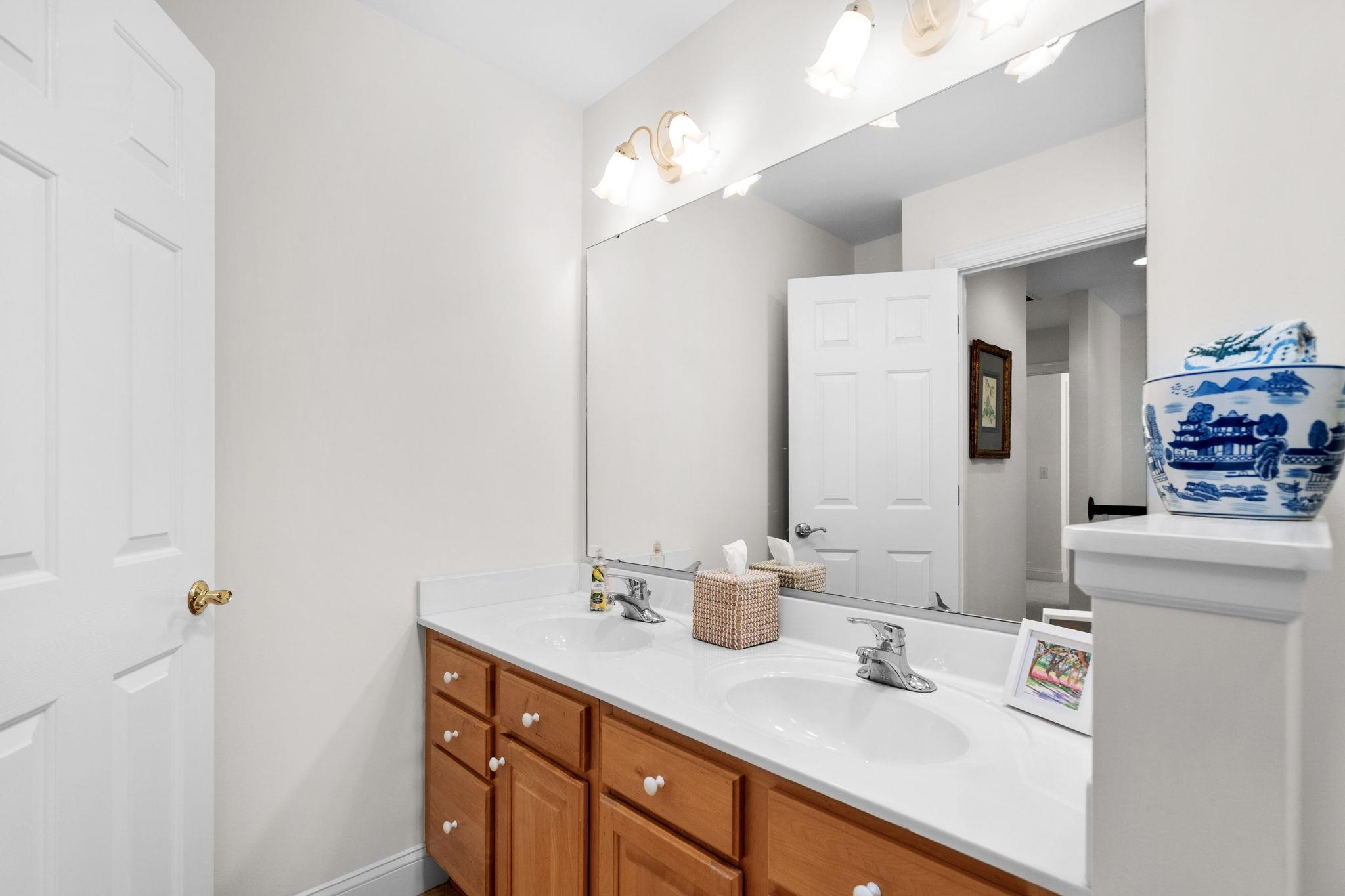 20 Wentworth Pl. Property Photo 38