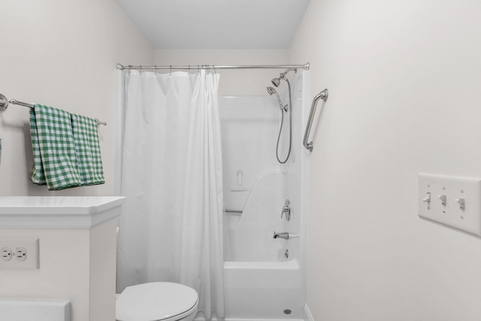 20 Wentworth Pl. Property Photo 39