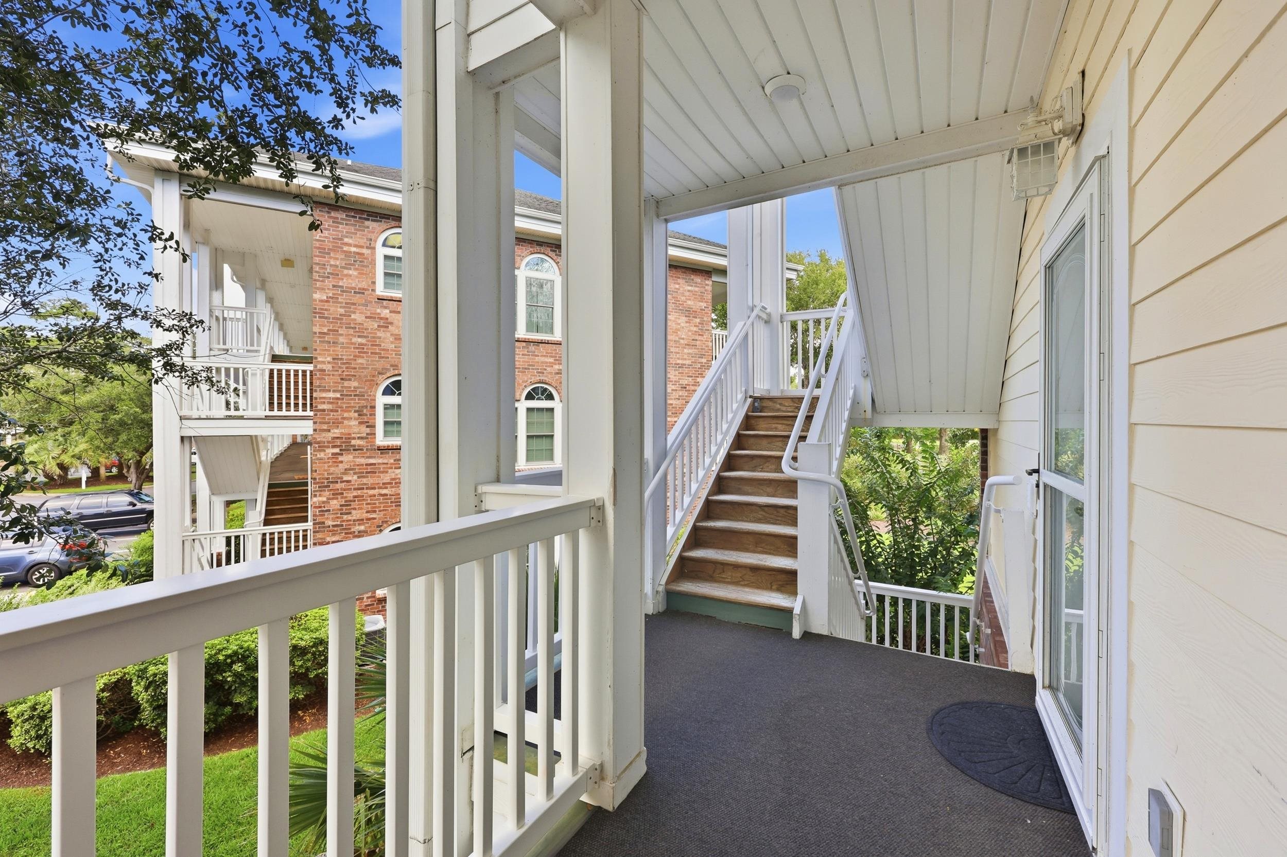 687 Riverwalk Dr. Property Photo 20