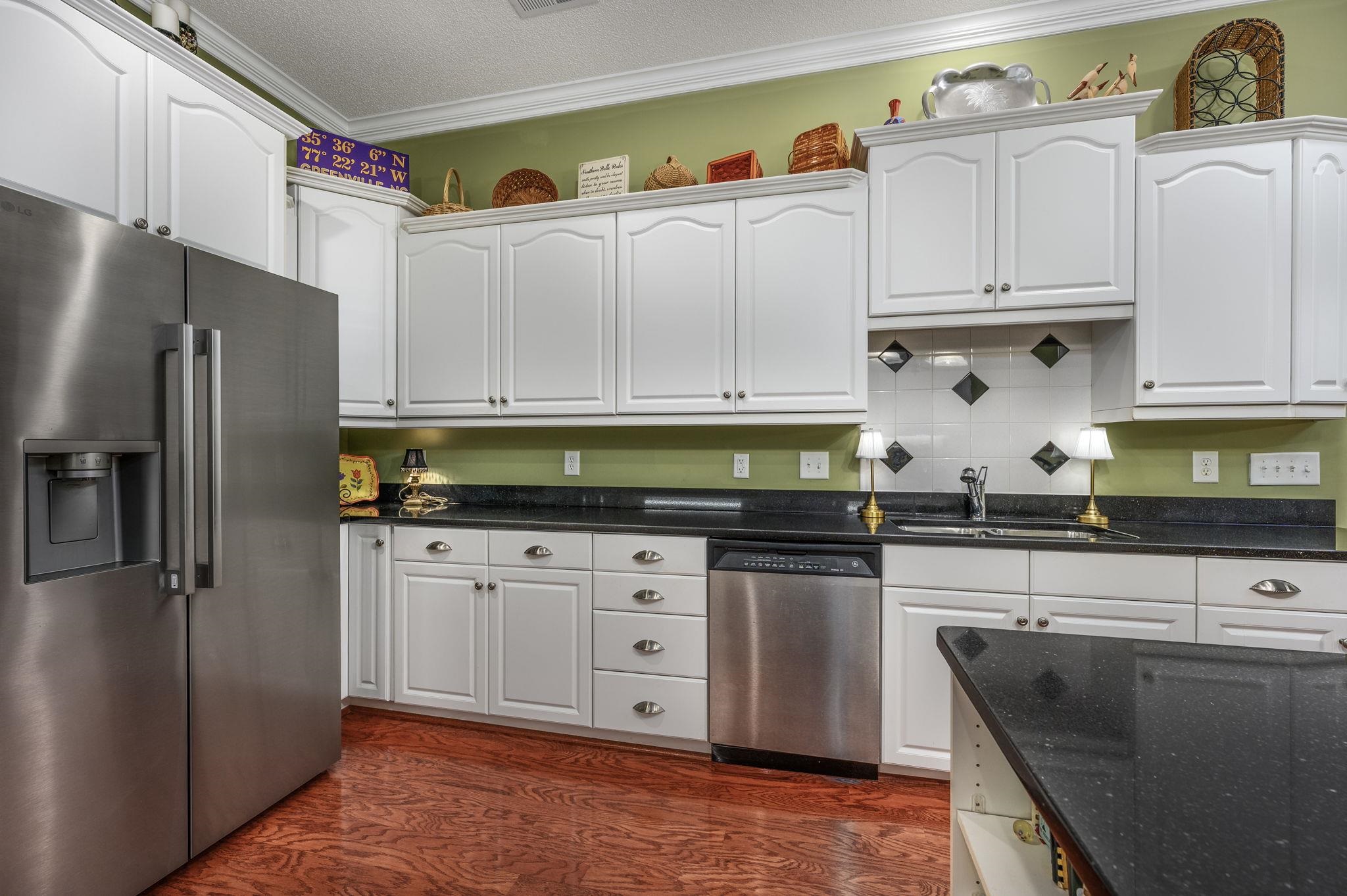 943 Heshbon Dr. Property Photo 15
