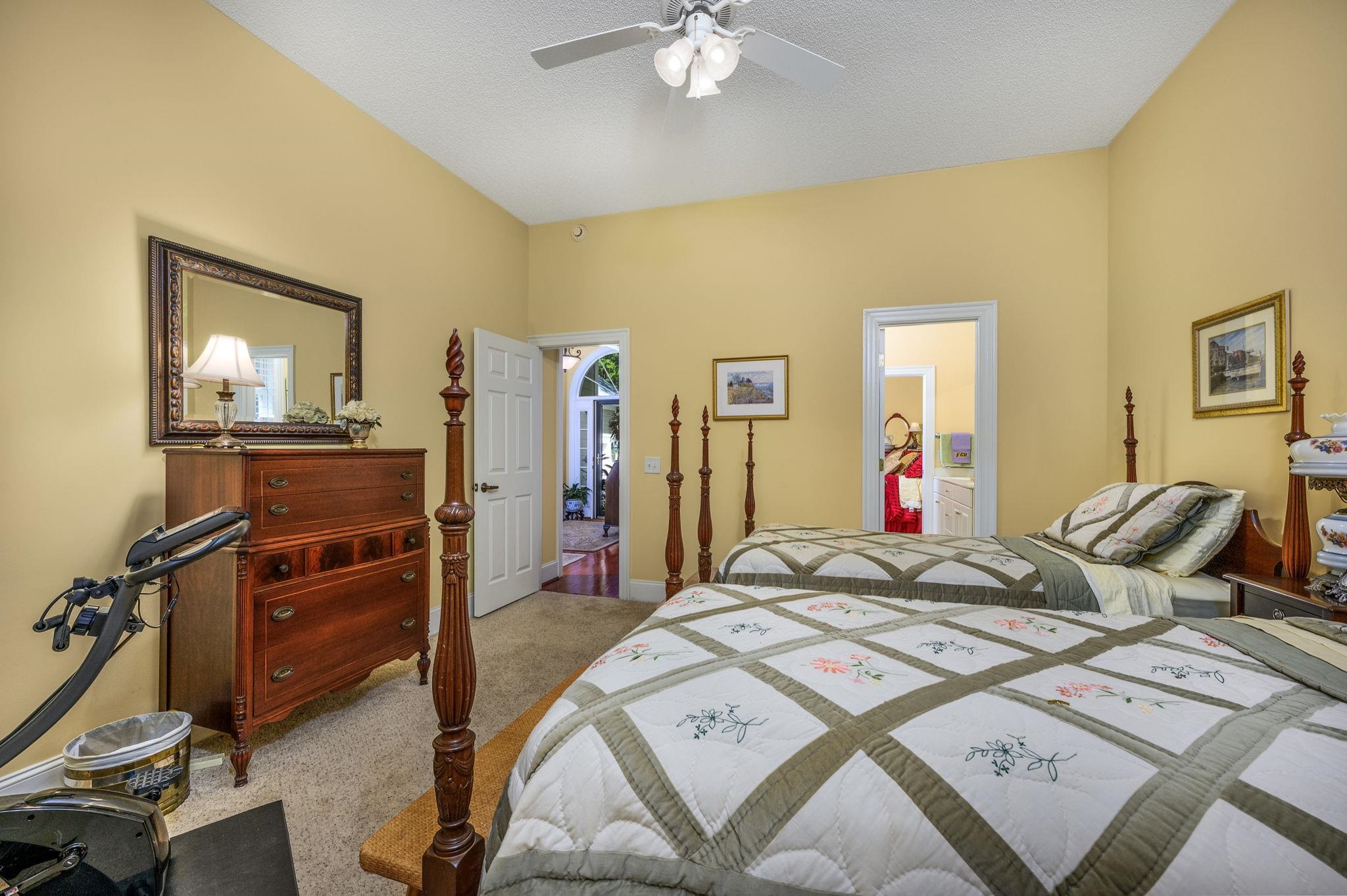 943 Heshbon Dr. Property Photo 21