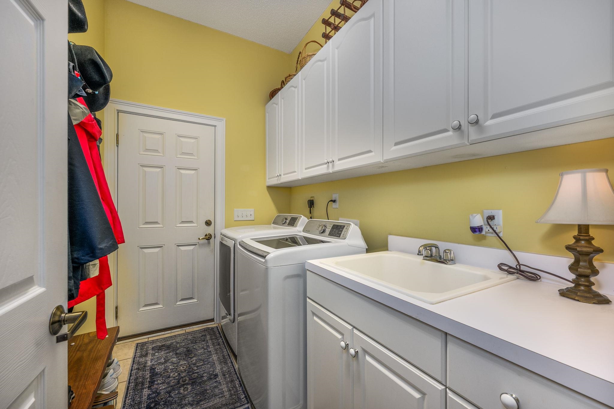 943 Heshbon Dr. Property Photo 22
