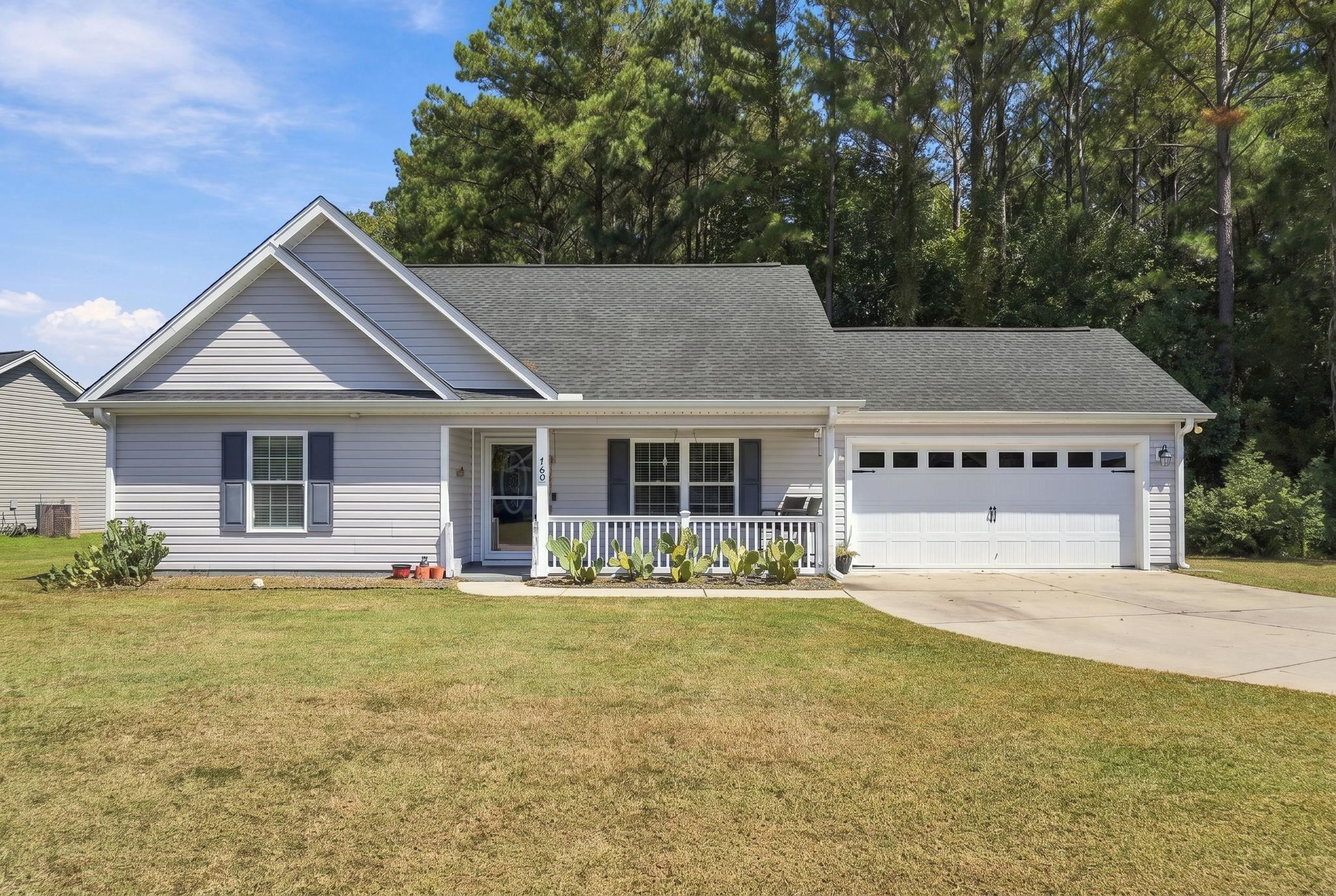 460 Oakham Dr. Property Photo 1