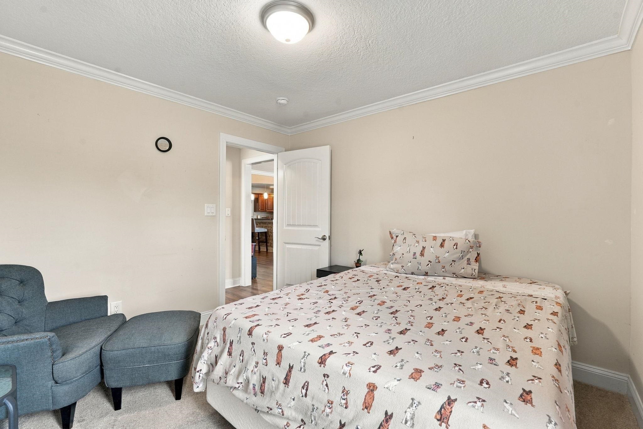 460 Oakham Dr. Property Photo 22