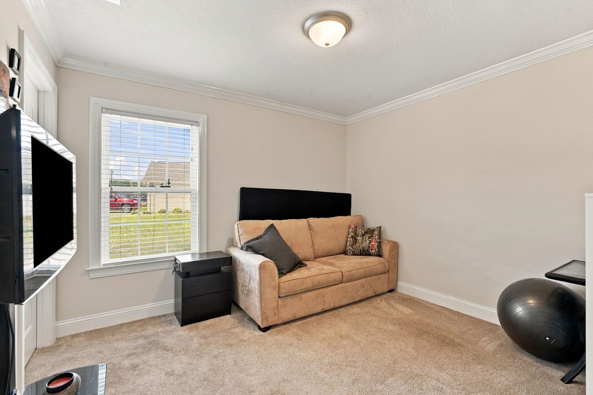 460 Oakham Dr. Property Photo 24