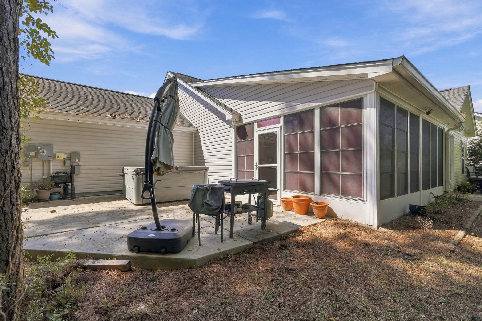 460 Oakham Dr. Property Photo 25