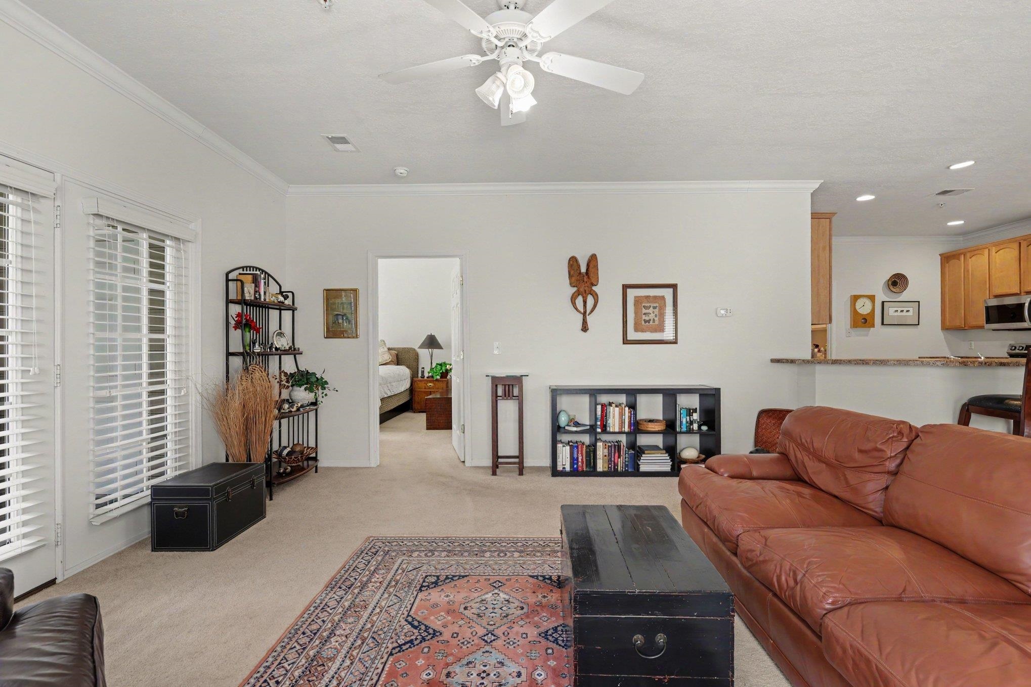 327 Black Oak Ln. Property Photo 5