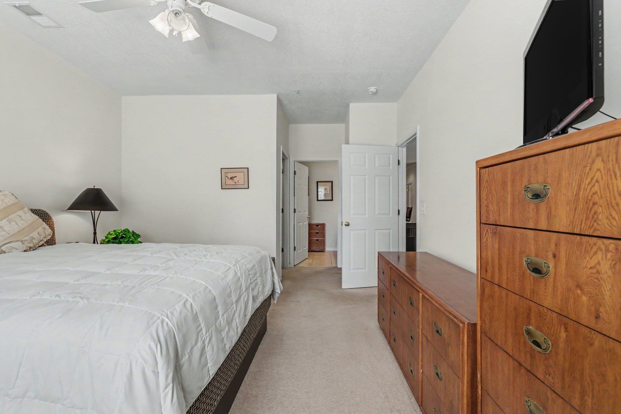 327 Black Oak Ln. Property Photo 14