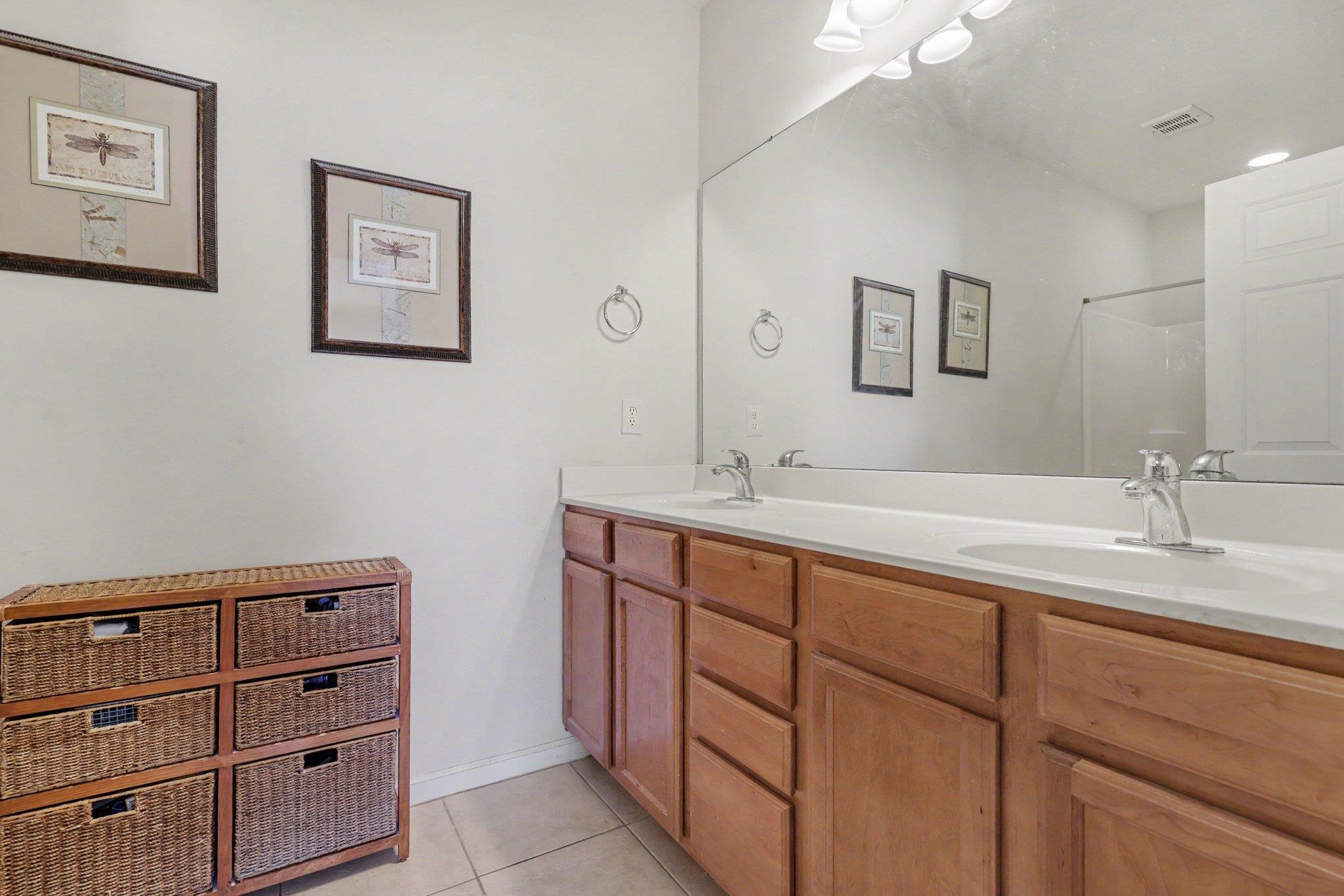 327 Black Oak Ln. Property Photo 16