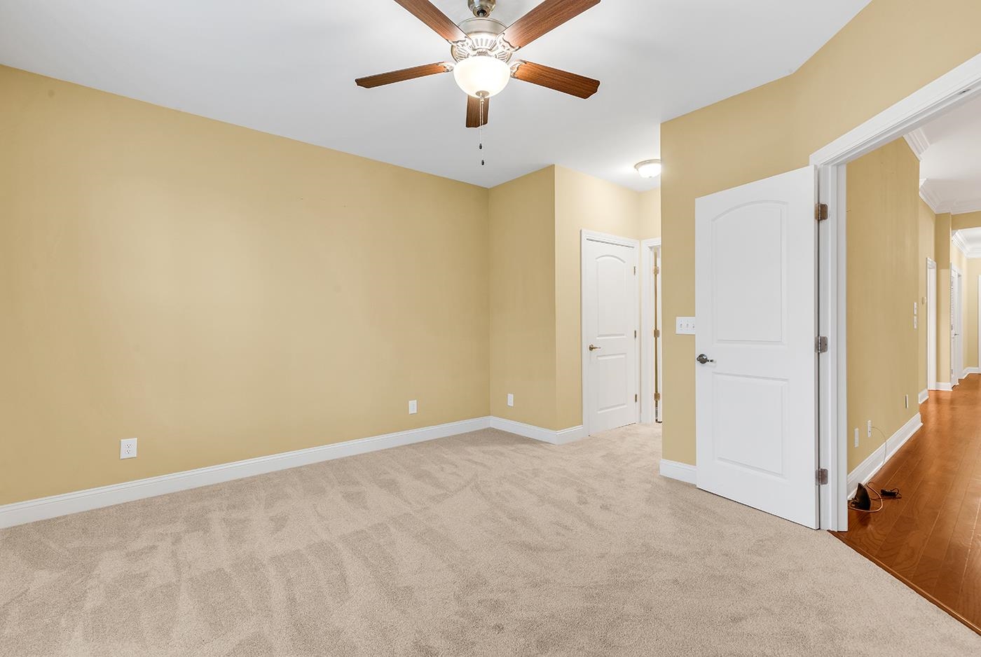 34 Mingo Dr. Property Photo 16