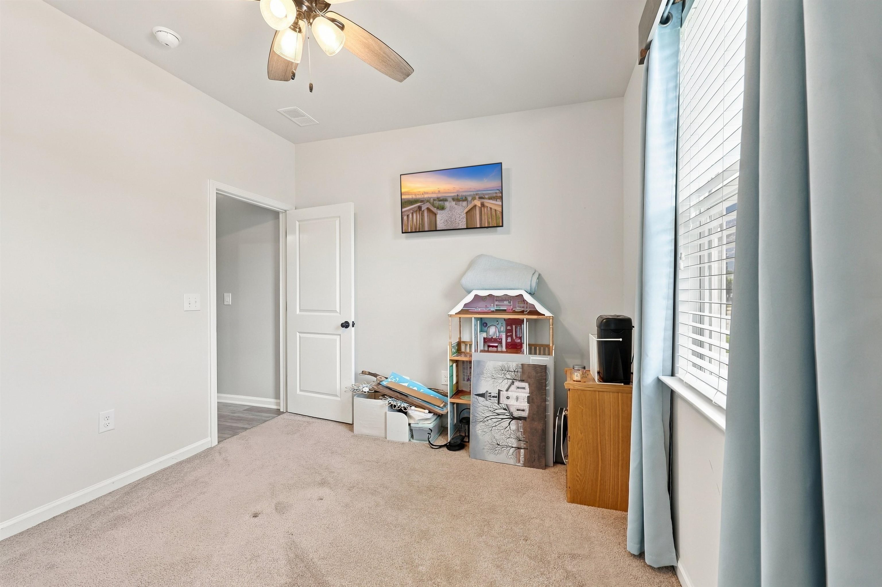 547 Affinity Dr. Property Photo 18