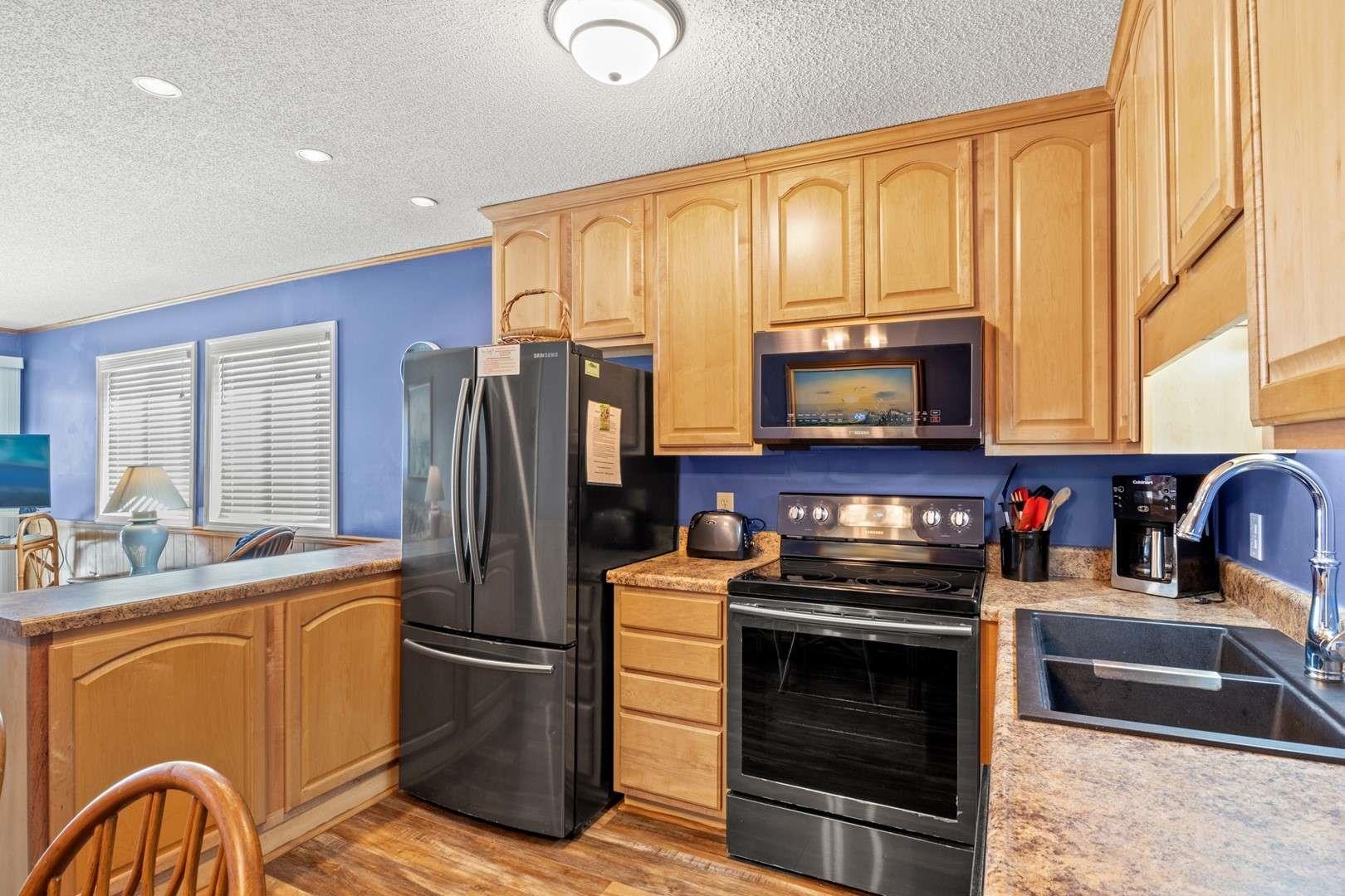 9540 Shore Dr. Property Photo 10
