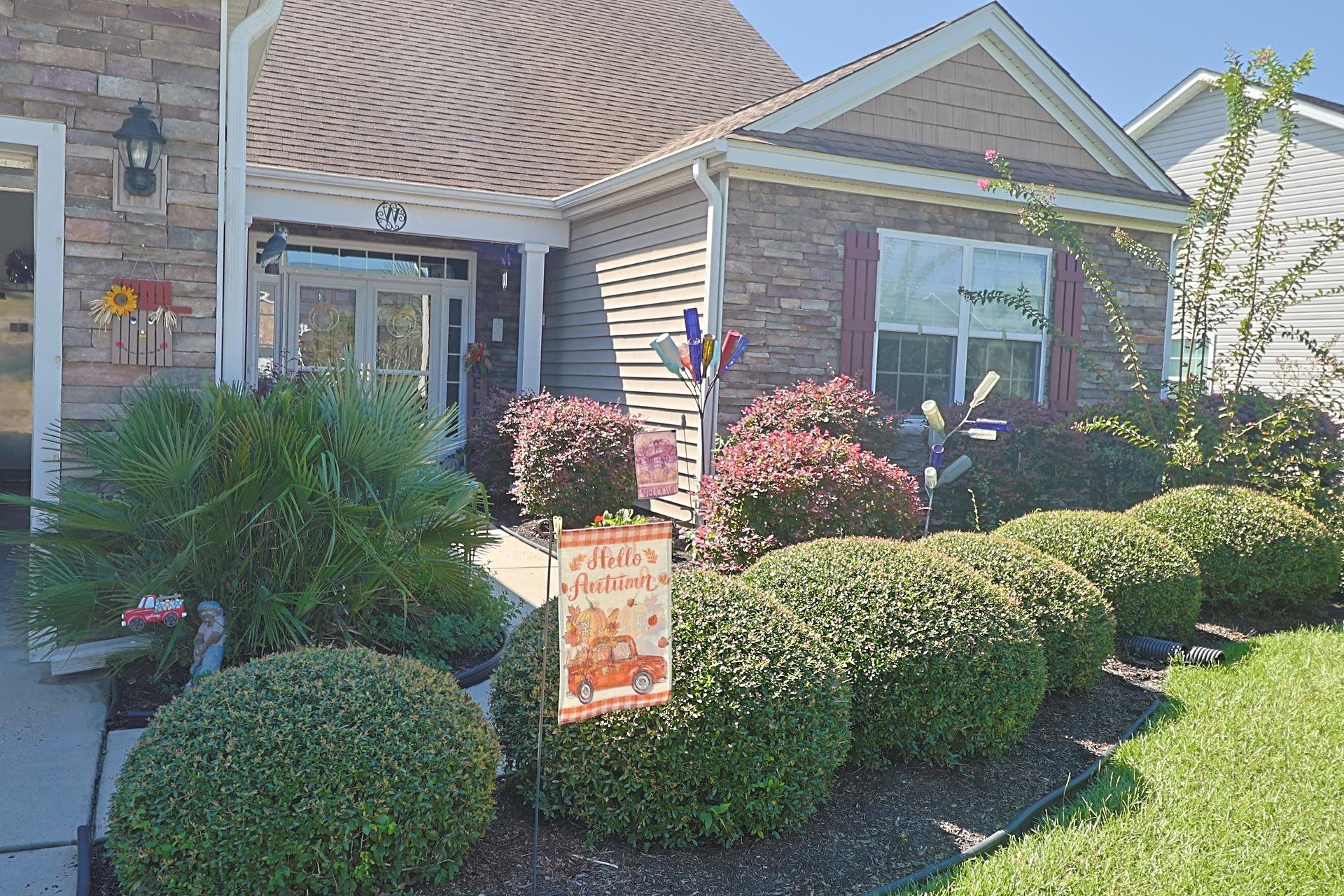 2925 Tigers Eye Rd. Property Photo 6