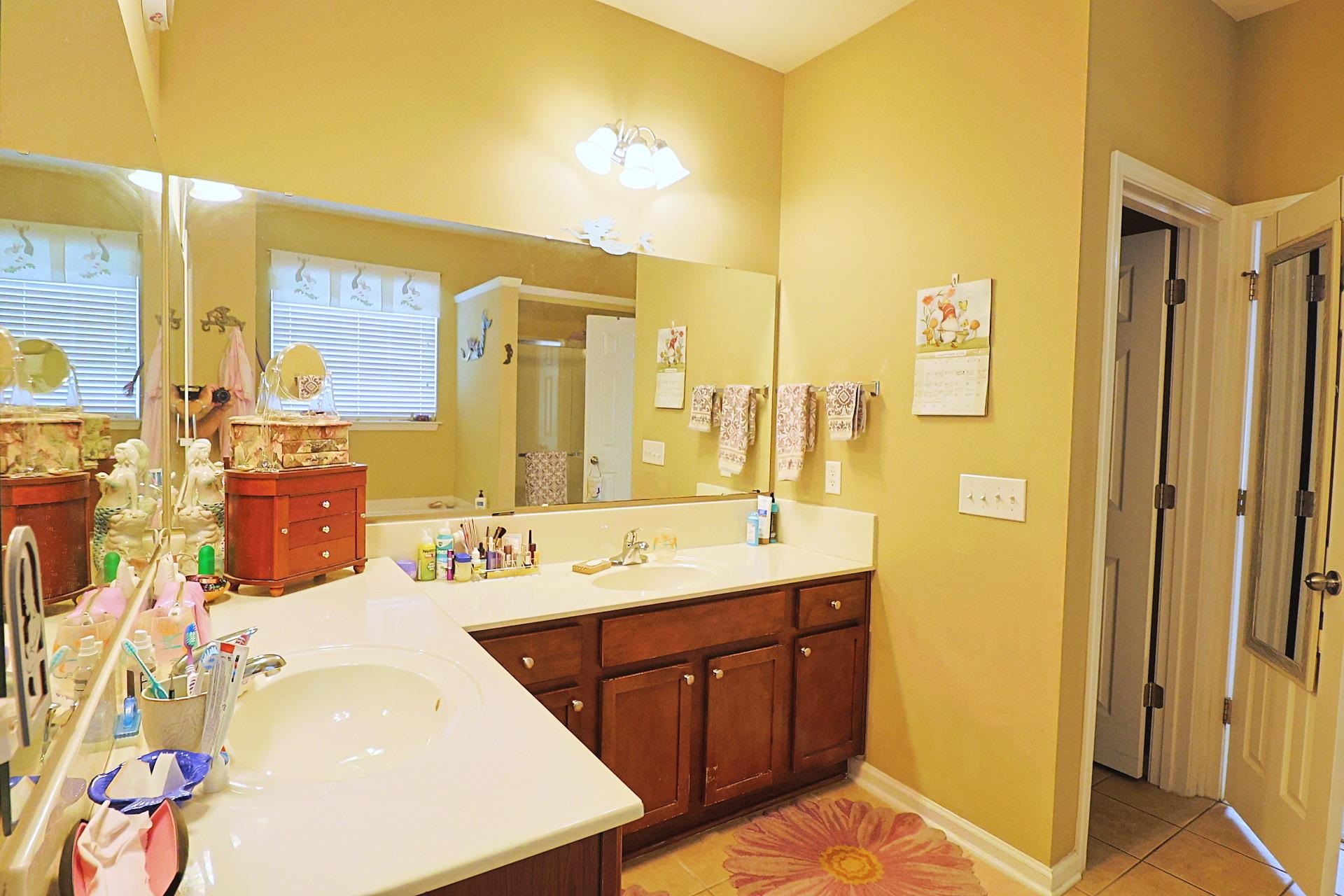 2925 Tigers Eye Rd. Property Photo 39
