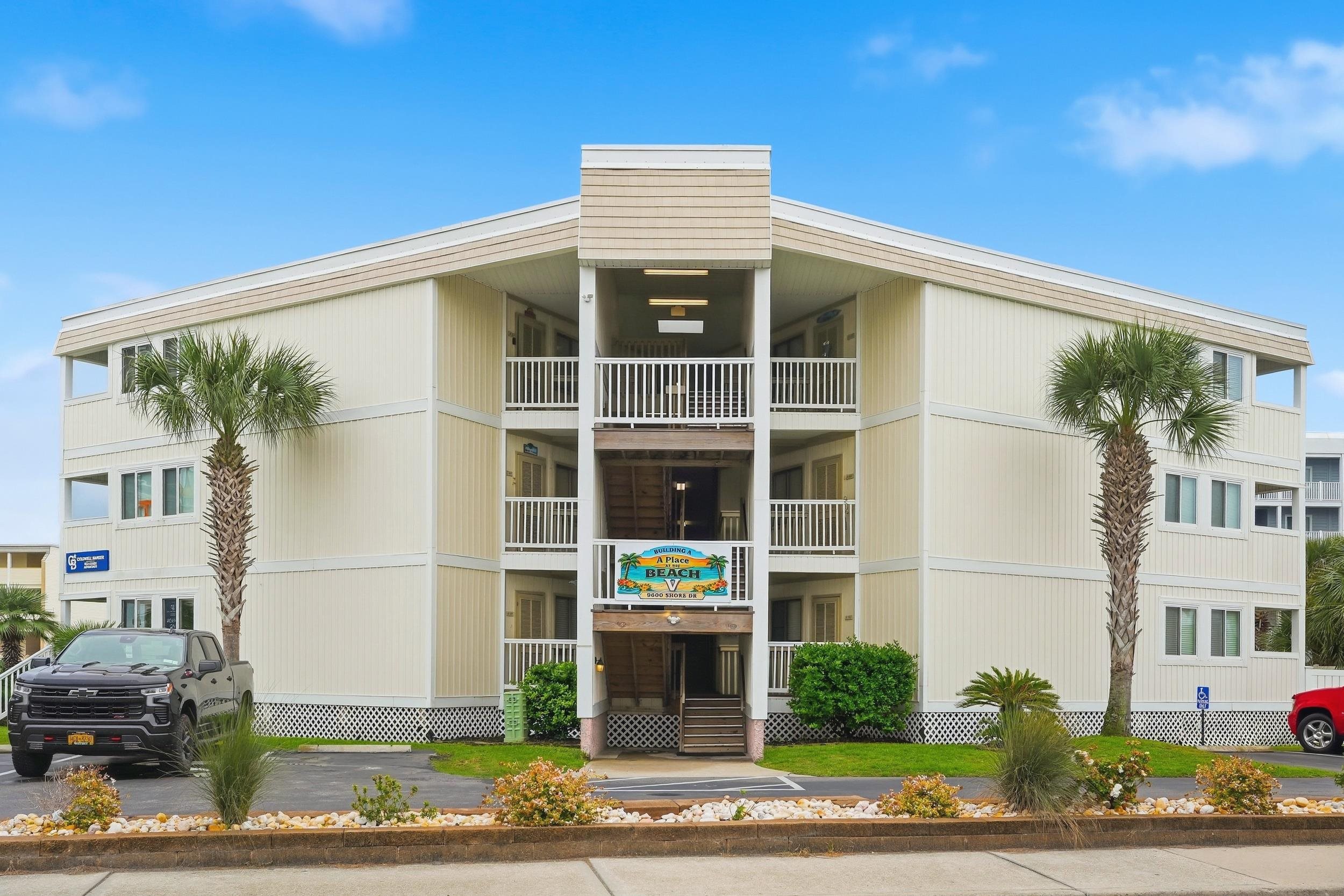 9600 Shore Dr. Property Photo 1