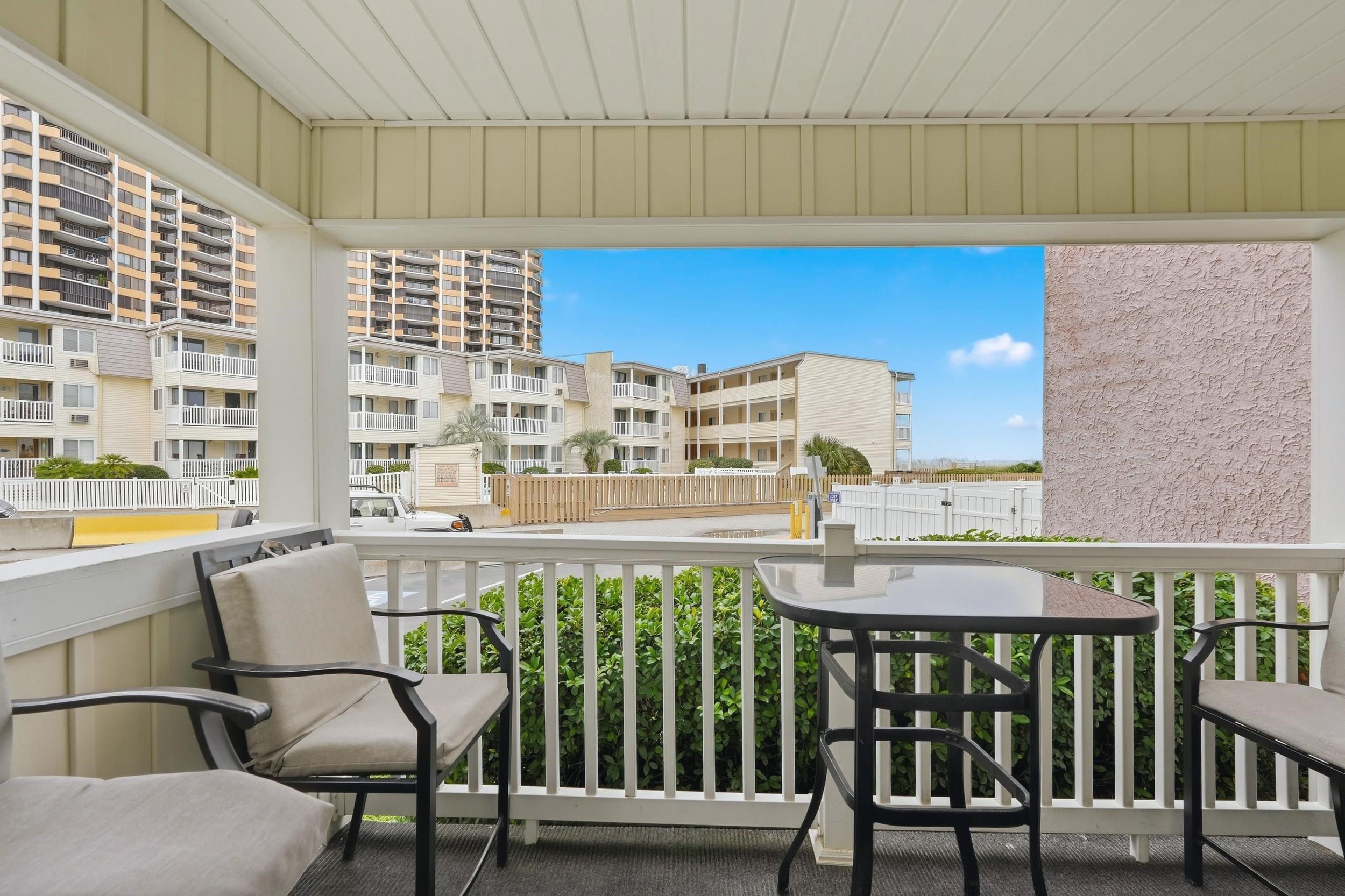 9600 Shore Dr. Property Photo 6