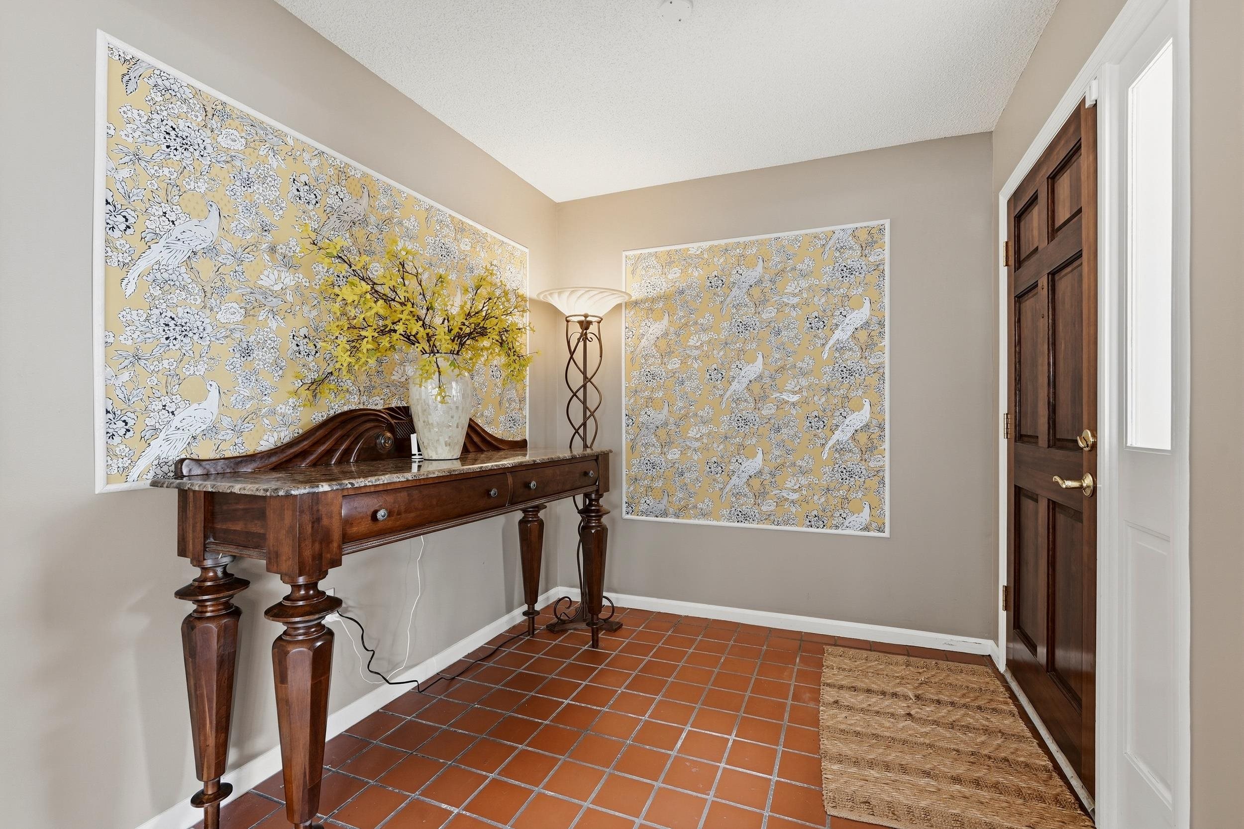 10 San Marks Ct. Property Photo 5