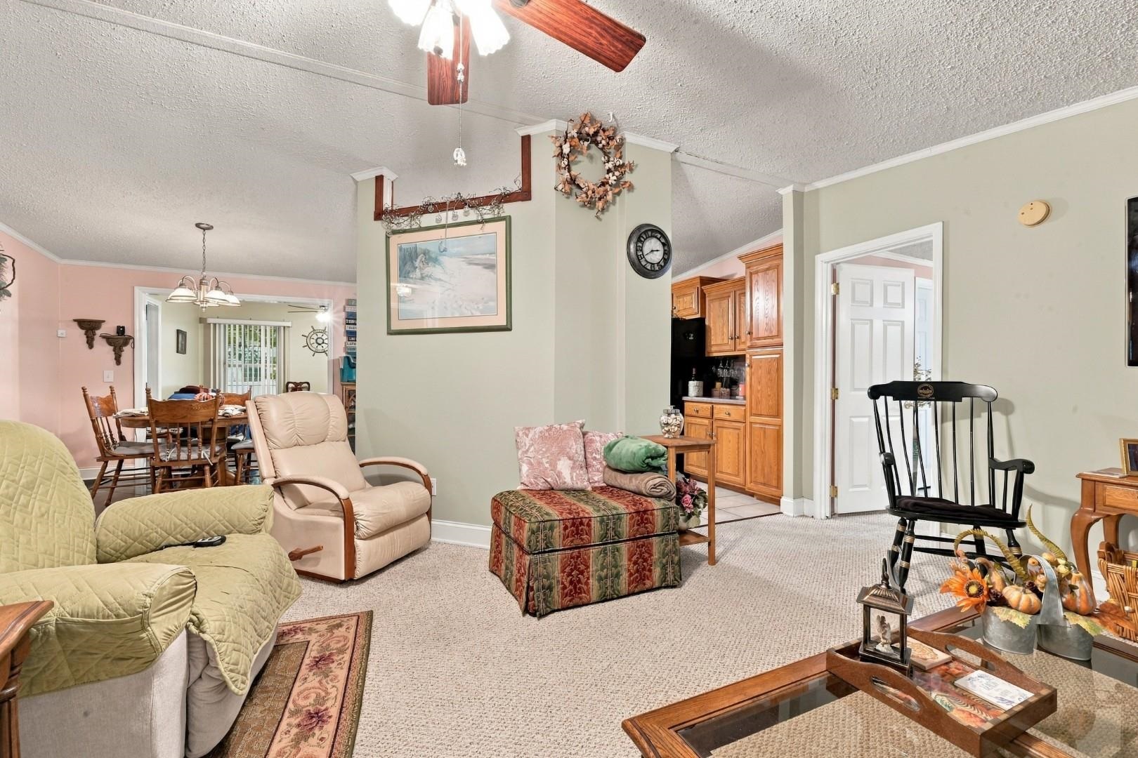3415 N Pointe Blvd. Property Photo 3