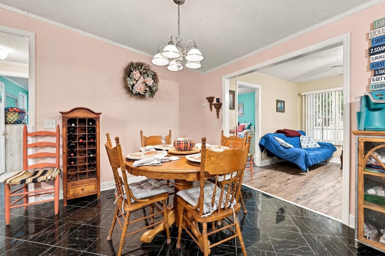 3415 N Pointe Blvd. Property Photo 11