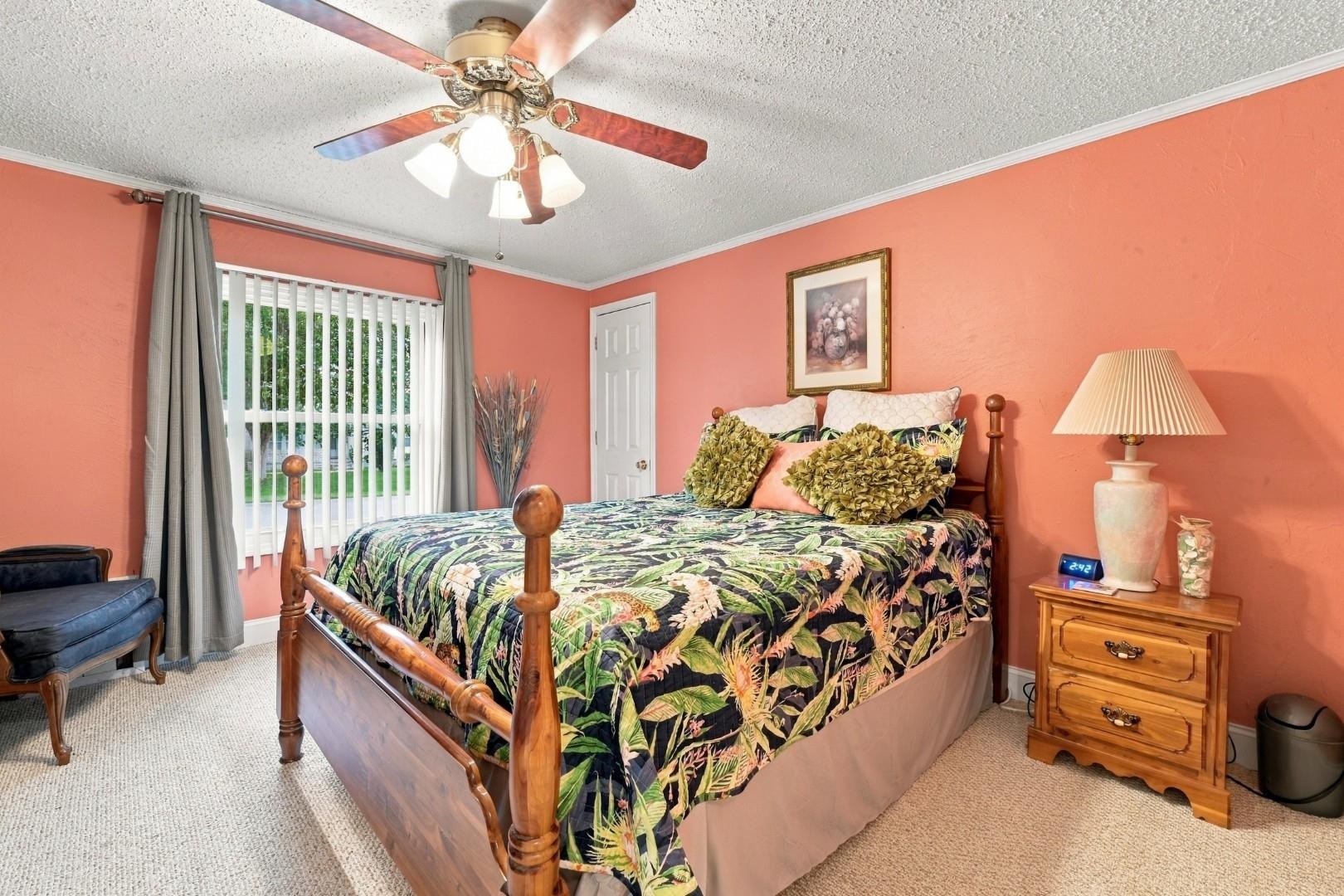 3415 N Pointe Blvd. Property Photo 17