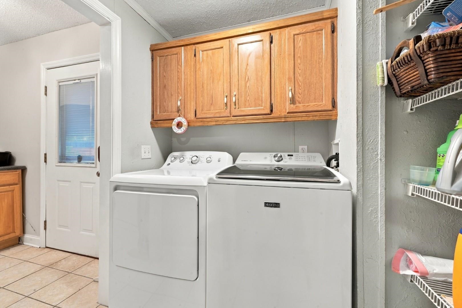 3415 N Pointe Blvd. Property Photo 24